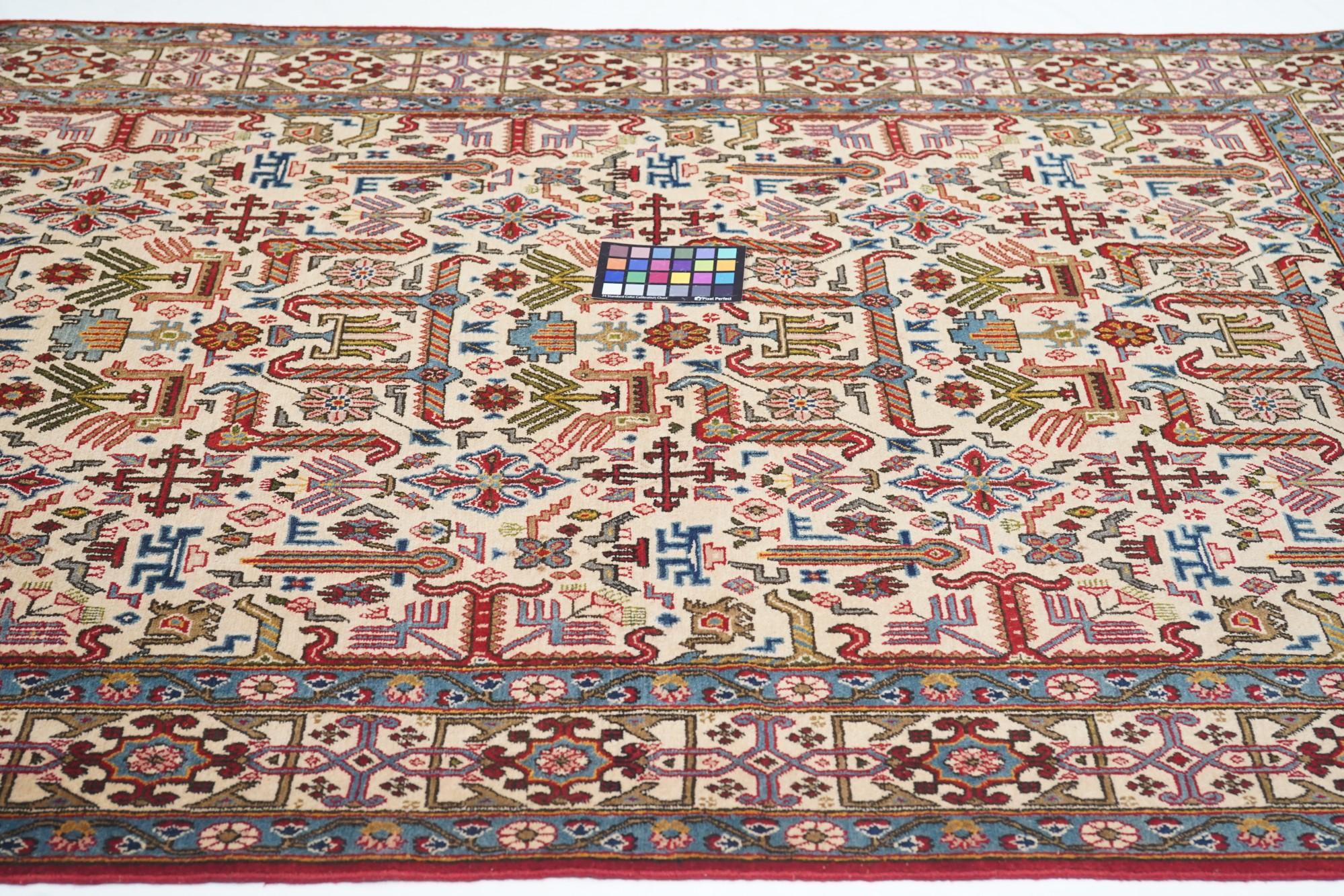 Vintage Fine Persian Tehran Rug 4'4'' x 6'8'' For Sale 4