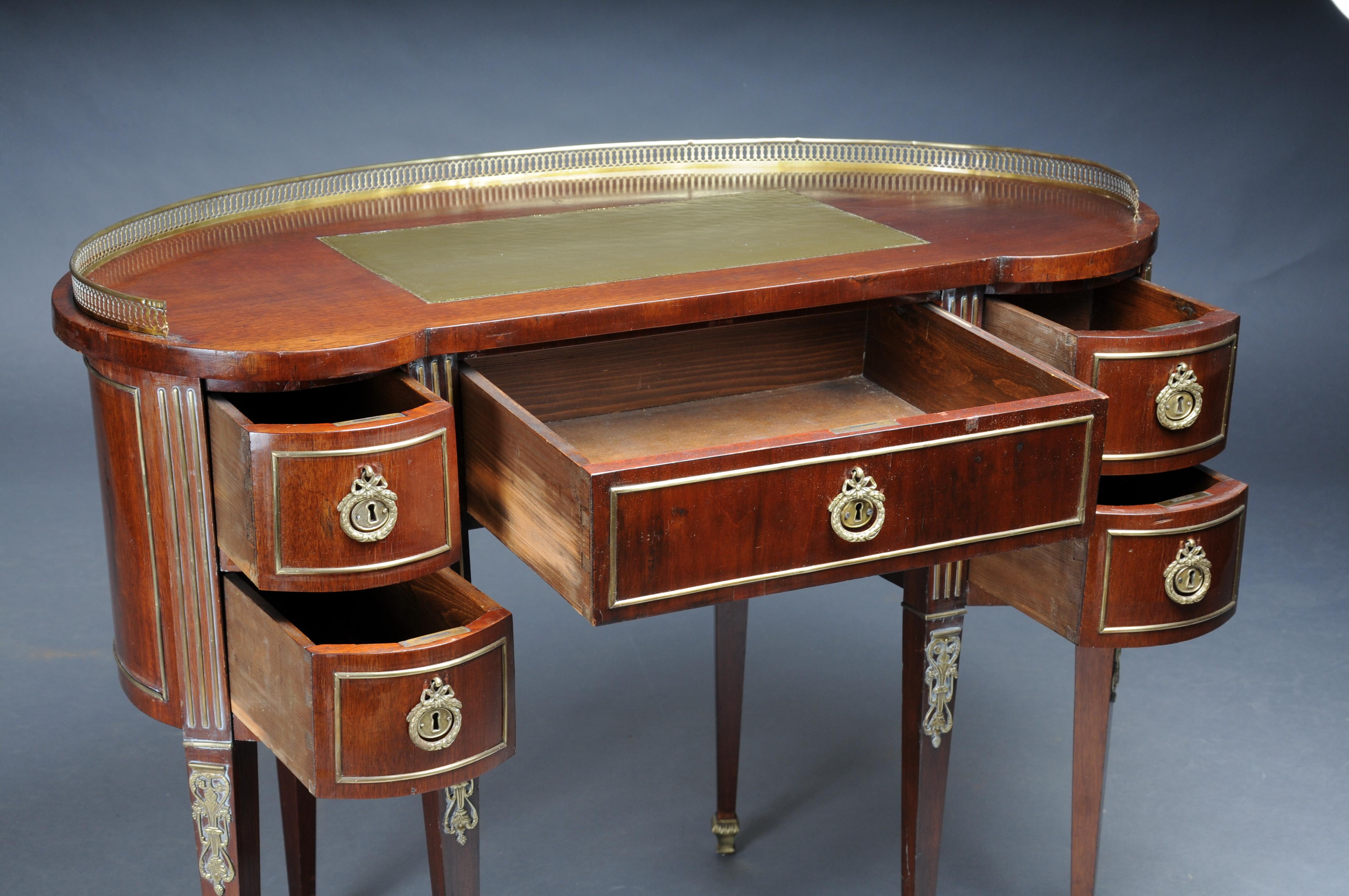 Semi-circular delicate antique mahogany ladies' desk Louis XVI, Paris 1880 For Sale 4