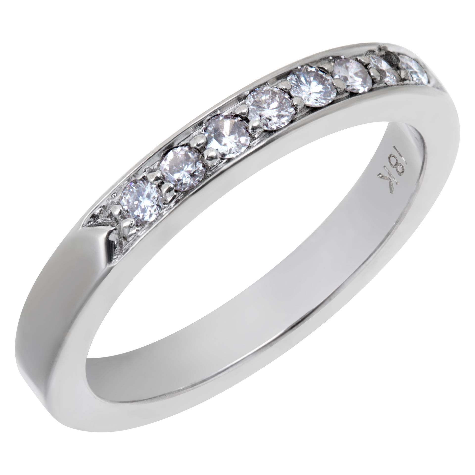 Semi-eternity diamond ring in white gold w/ approx 0.50 cts in diamonds In Excellent Condition For Sale In Surfside, FL