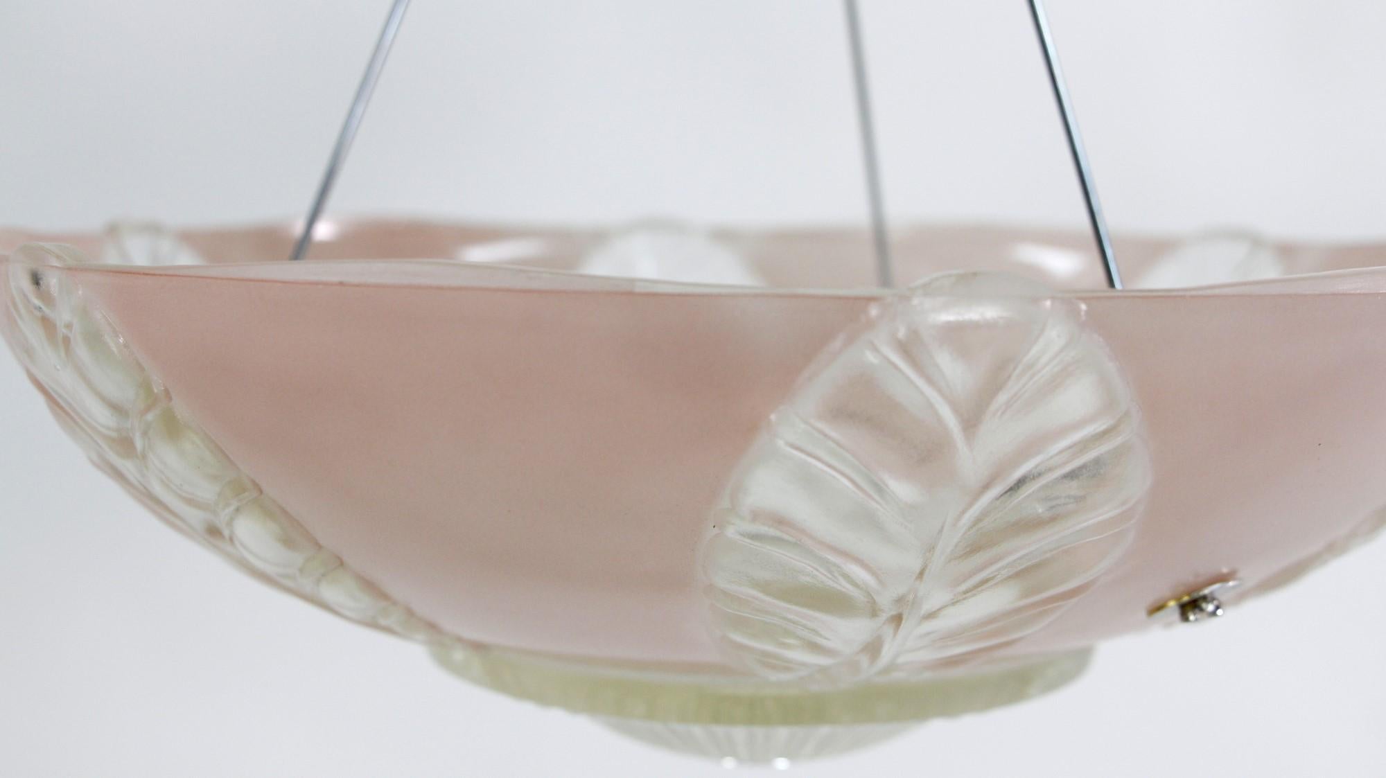 American Semi-Flush Mount Light Pink Dish Clear Glass Leaf Motif & Nickel Plated Fitter