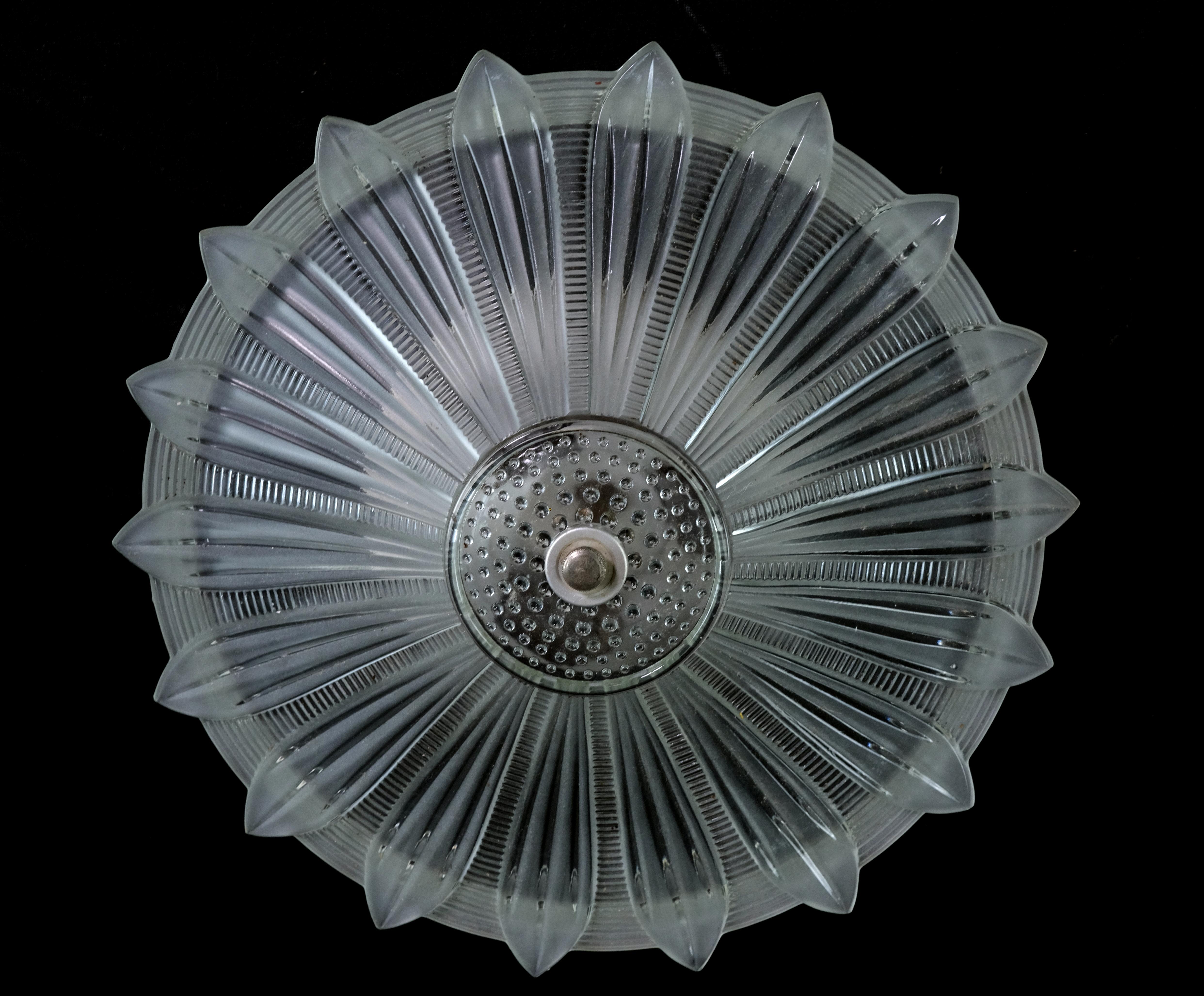 Mid-20th Century Semi Flush Mount Light Textured Ribbed Daisy Dish, 1940s