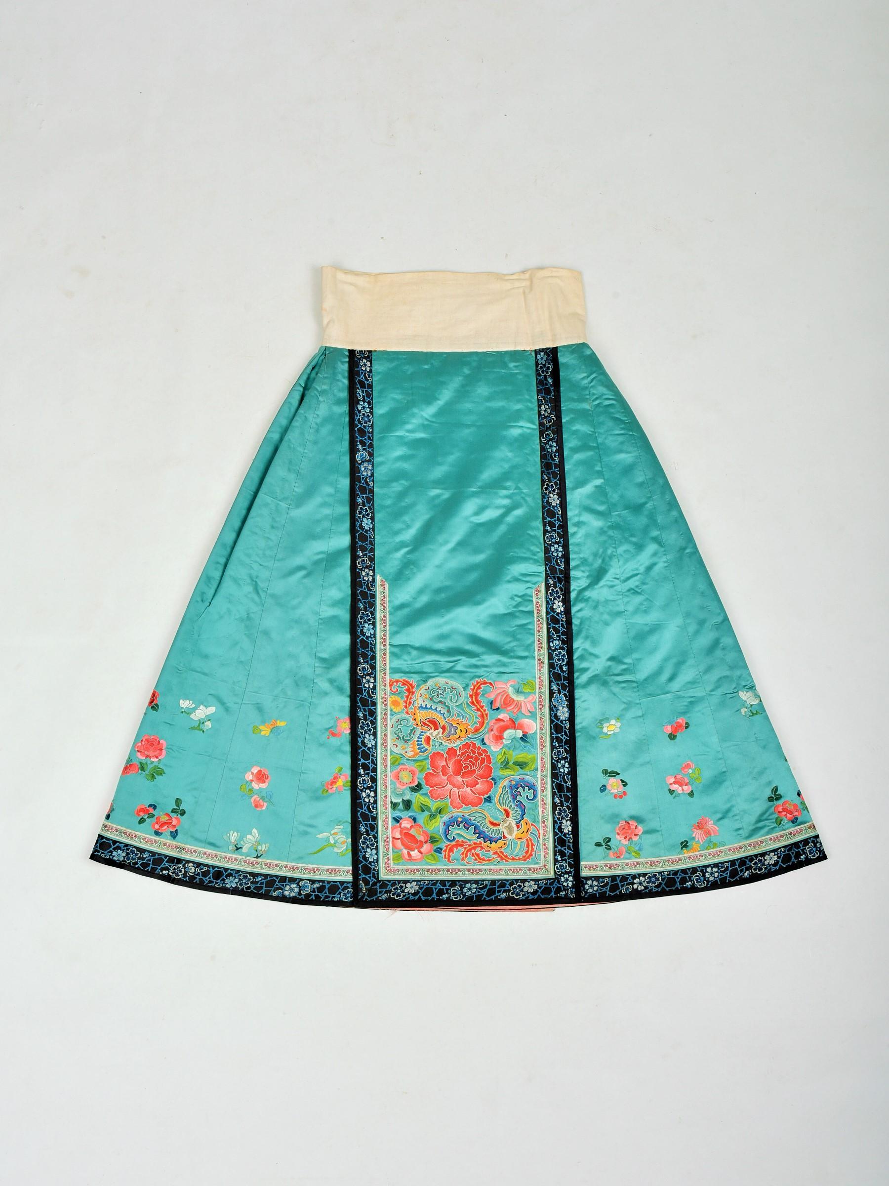 Semi Formal Silk Embroidered Manchu Woman's Skirt and Dress Qing period C.1900 4
