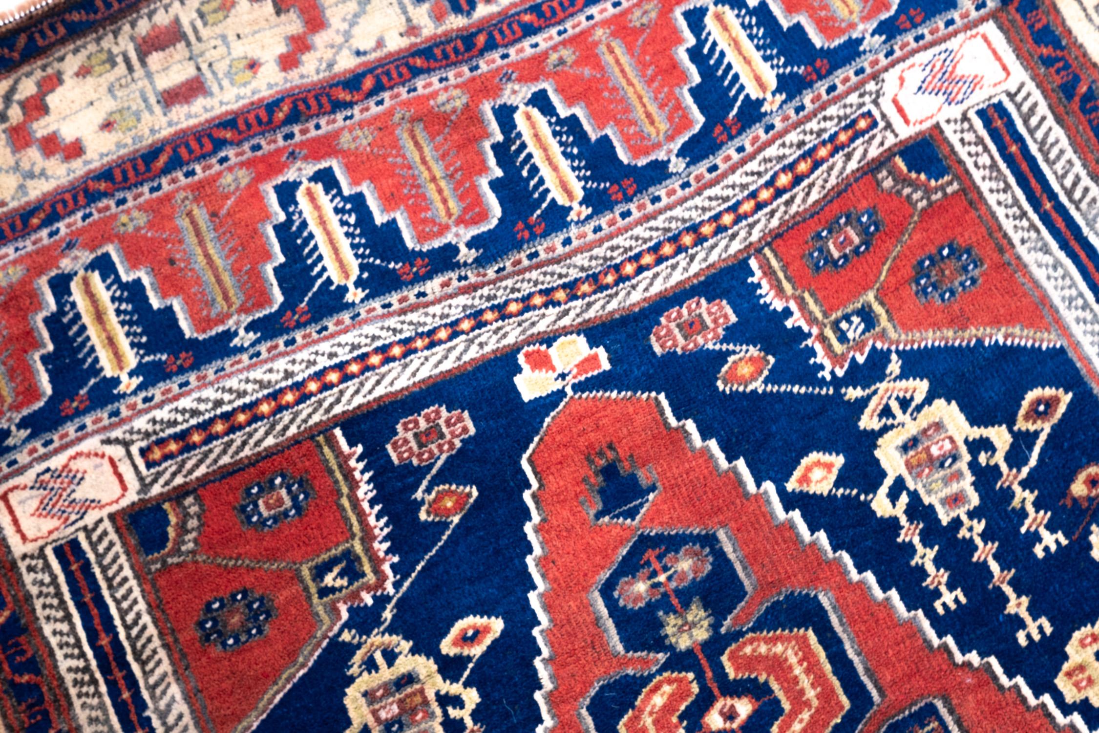 Alfombra de pueblo semi-antigua Lana anudada a mano Konya Anatolia Central Alfombra turca Tejido a mano en venta