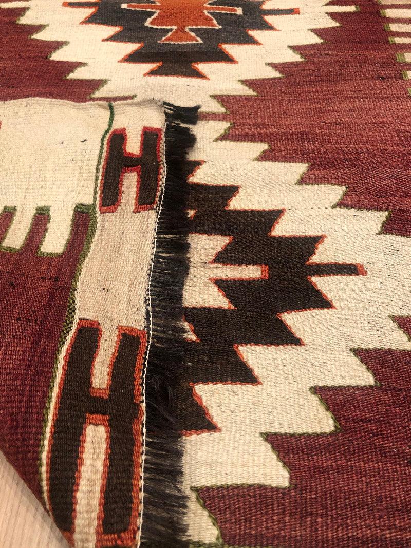 Semi Old Vintage Alfombra Tejida a Mano de Lana Mut Kilim Anatolia Central Alfombra Turca Turco en venta