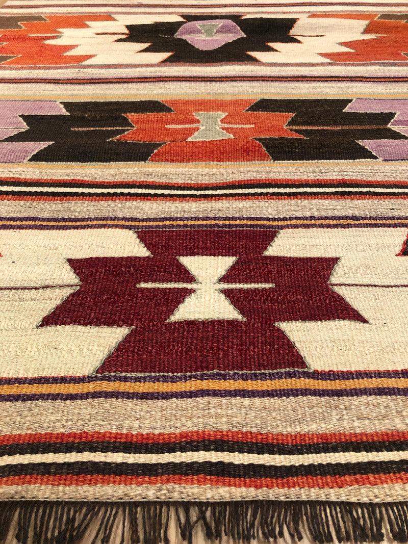 Semi Old Vintage Alfombra Tejida a Mano de Lana Mut Kilim Anatolia Central Alfombra Turca Tejido a mano en venta