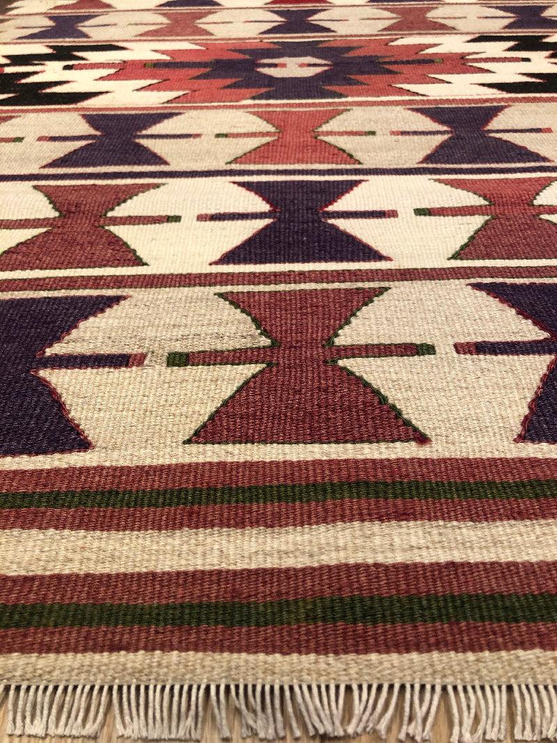 Semi Old Vintage Alfombra Tejida a Mano de Lana Mut Kilim Anatolia Central Alfombra Turca Tejido a mano en venta