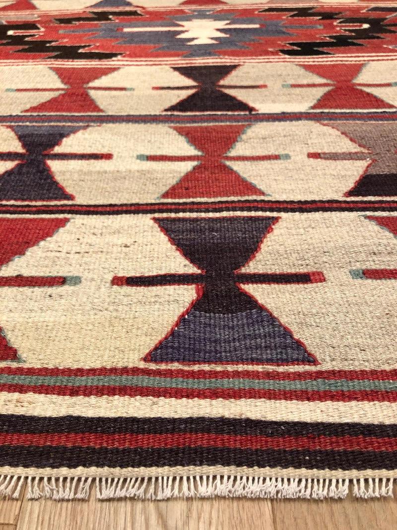 Semi Old Vintage Alfombra Tejida a Mano de Lana Mut Kilim Anatolia Central Alfombra Turca Tejido a mano en venta