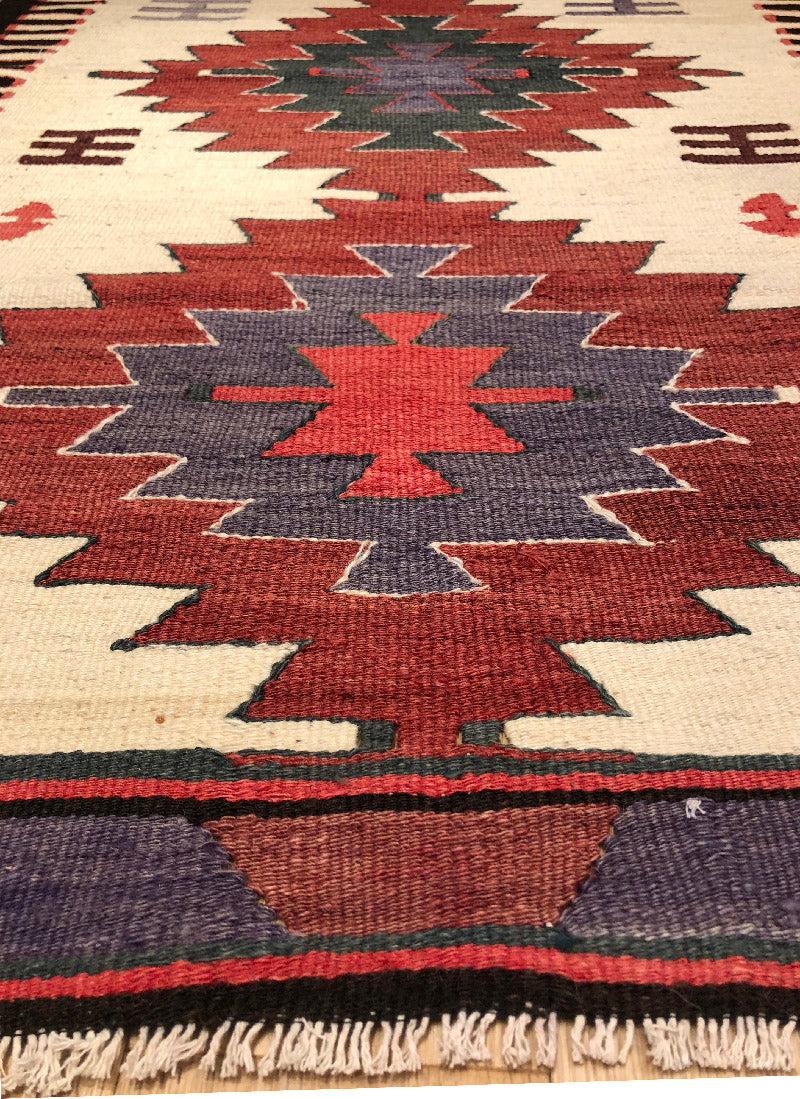 Semi Old Vintage Alfombra Tejida a Mano de Lana Mut Kilim Anatolia Central Alfombra Turca Tejido a mano en venta