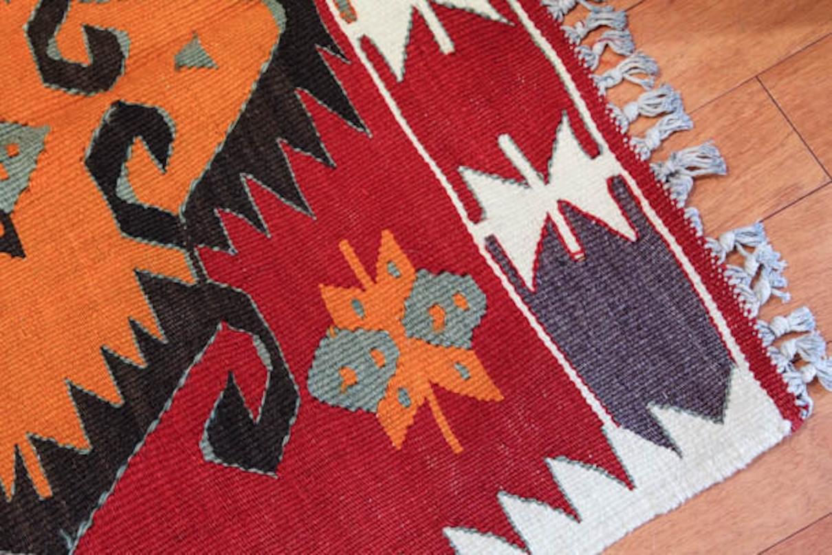 Semi Old Vintage Alfombra Tejida a Mano de Lana Mut Kilim Anatolia Central Alfombra Turca en Bueno estado para la venta en Tokyo, JP