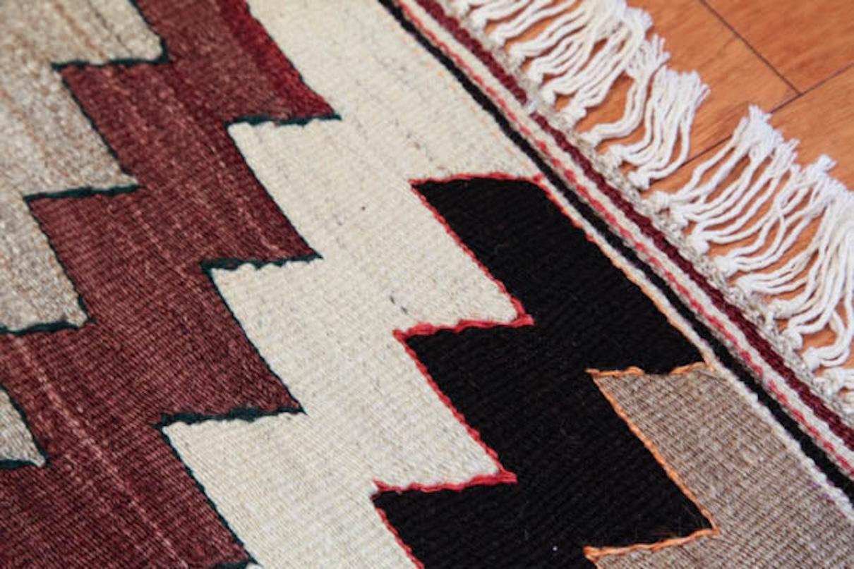 Semi Old Vintage Alfombra Tejida a Mano de Lana Mut Kilim Anatolia Central Alfombra Turca en Bueno estado para la venta en Tokyo, JP