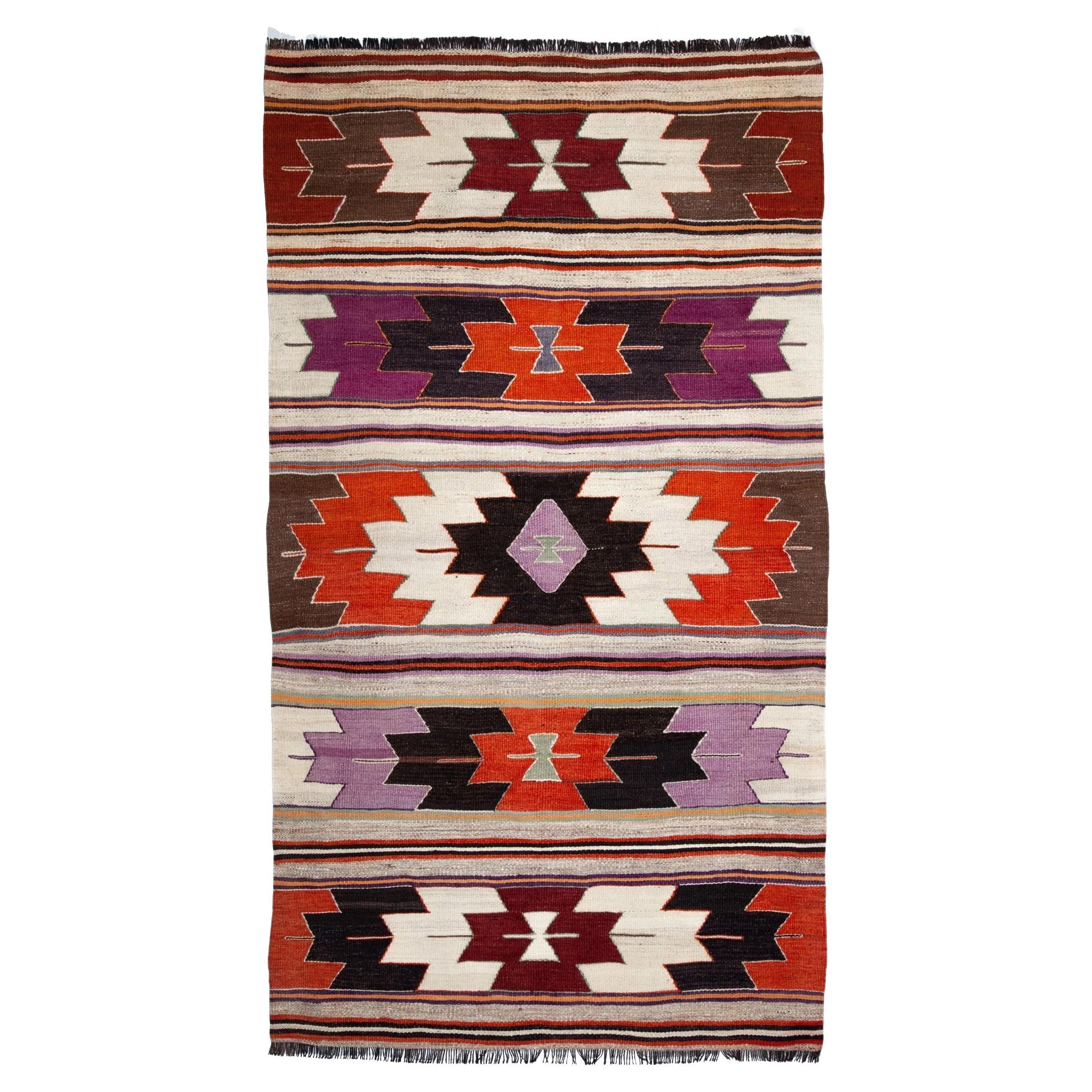 Semi Old Vintage Alfombra Tejida a Mano de Lana Mut Kilim Anatolia Central Alfombra Turca en venta