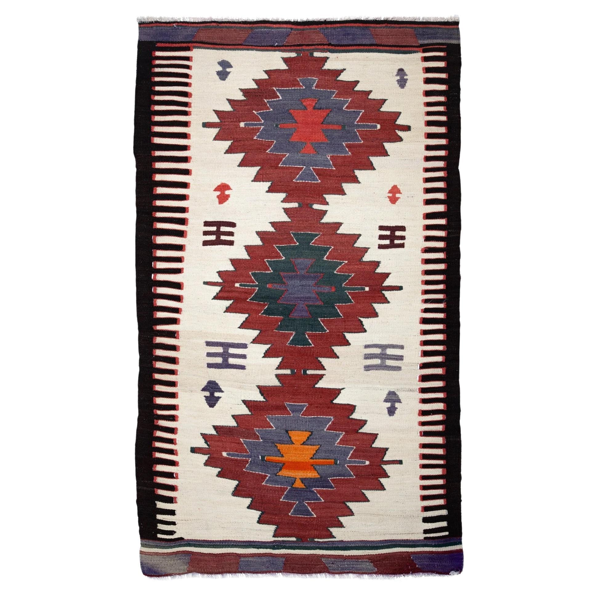 Semi Old Vintage Alfombra Tejida a Mano de Lana Mut Kilim Anatolia Central Alfombra Turca en venta
