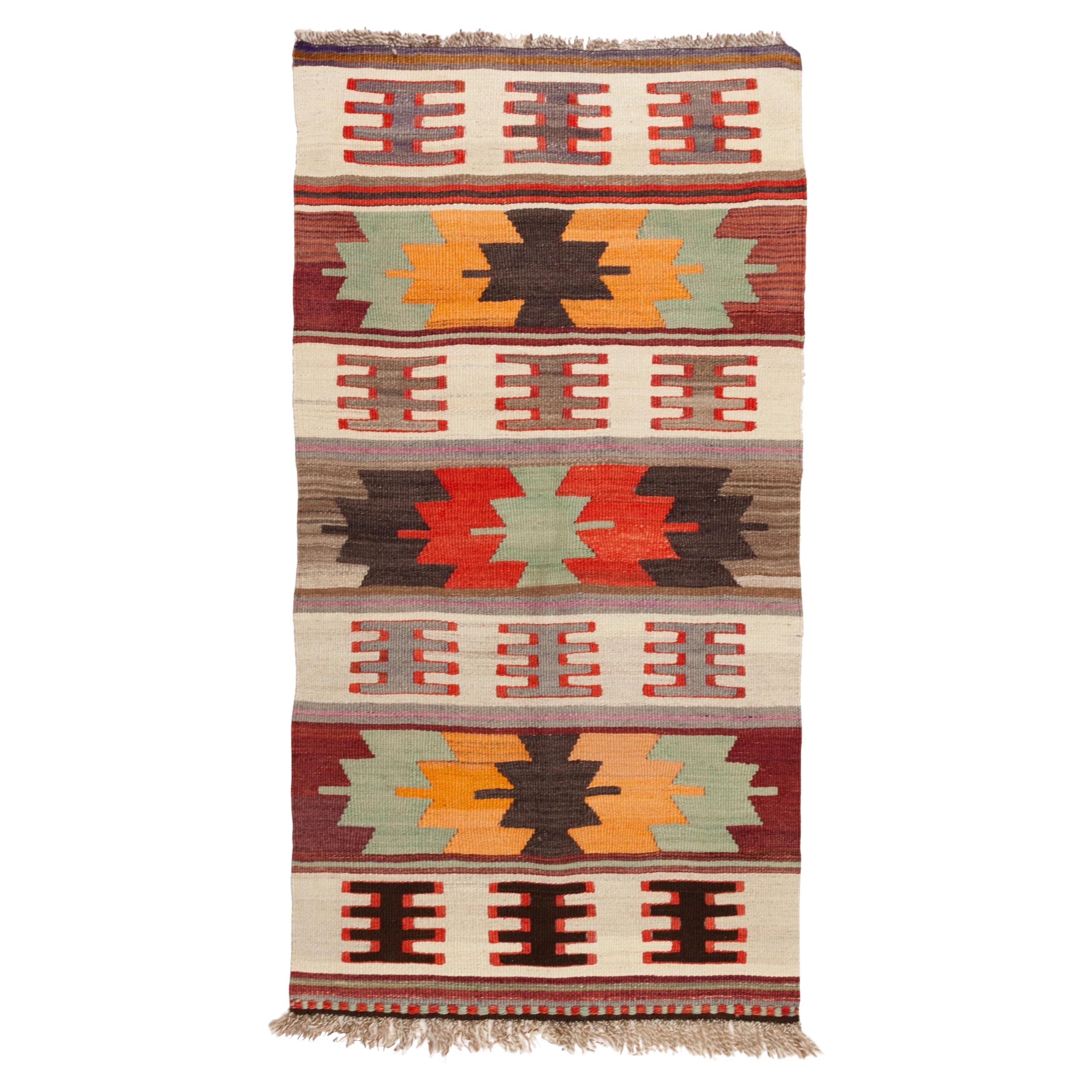 Semi Old Vintage Alfombra Tejida a Mano de Lana Mut Kilim Anatolia Central Alfombra Turca