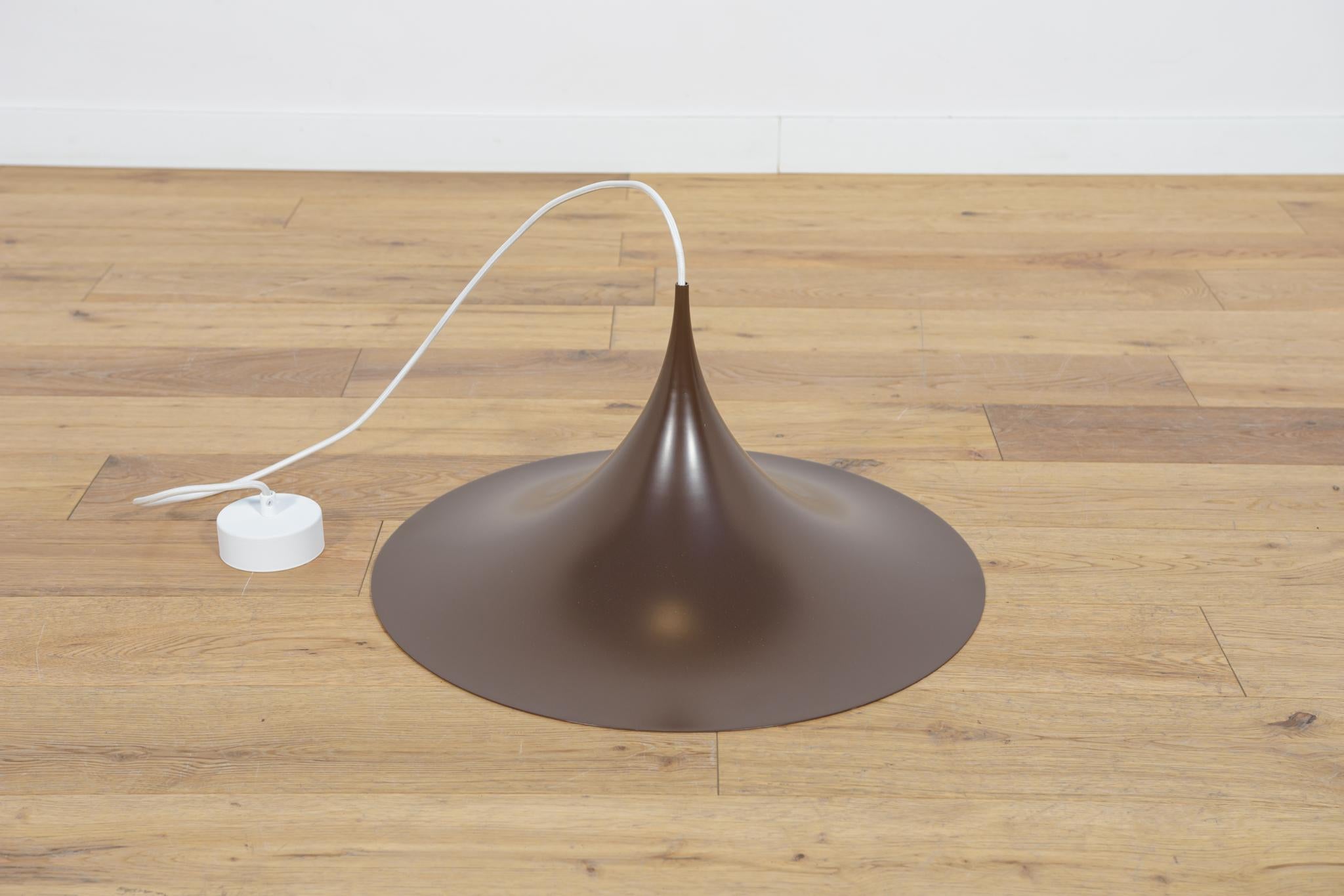 Milieu du XXe siècle Lampe semi-pendante de Claus Bonderup & Torsten Thorup pour Fog & Mørup, années 1960 en vente
