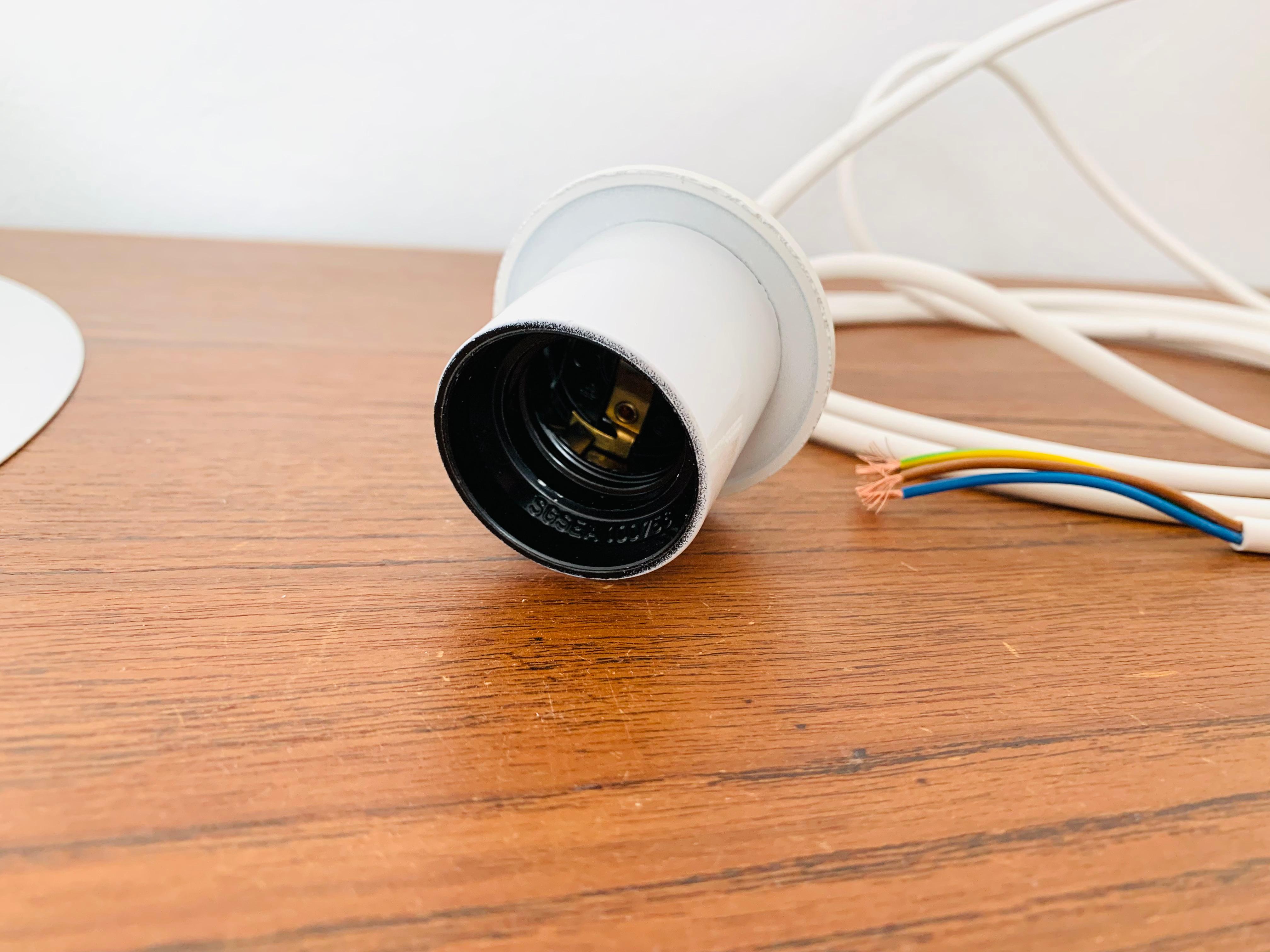 Lampe à suspension Lyfa en vente 7