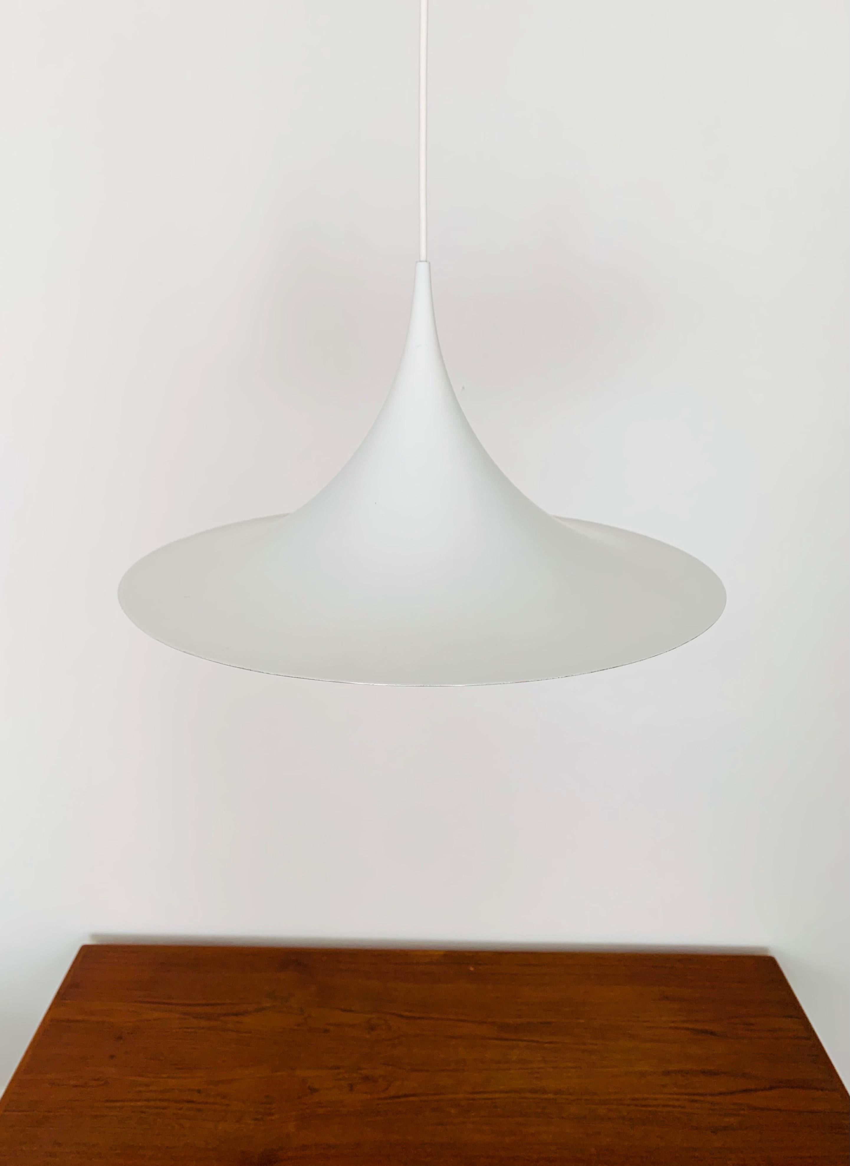 Métal Lampe à suspension Lyfa en vente