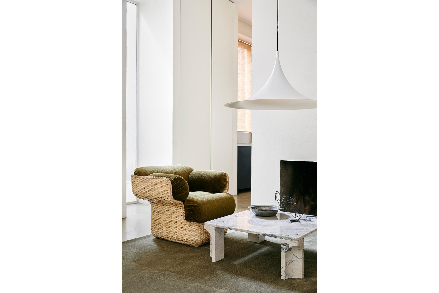Semi Colgante, Pequeño, Semilla de Hinojo Brillante Siglo XXI y contemporáneo en venta