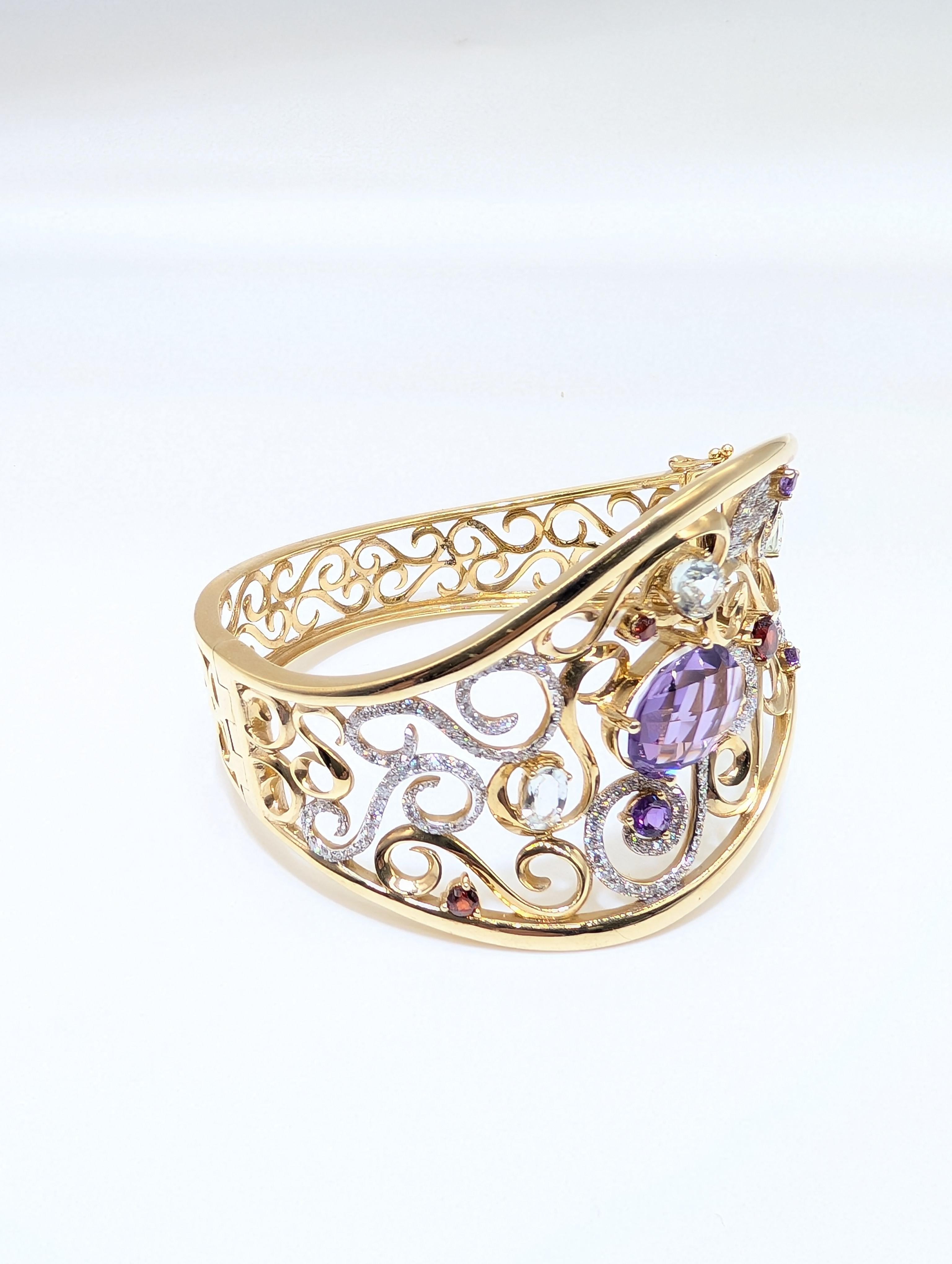 Bracciale con pietre colorate semi preziose e diamanti in oro giallo 14k In condizioni Nuovo in vendita a New York, US