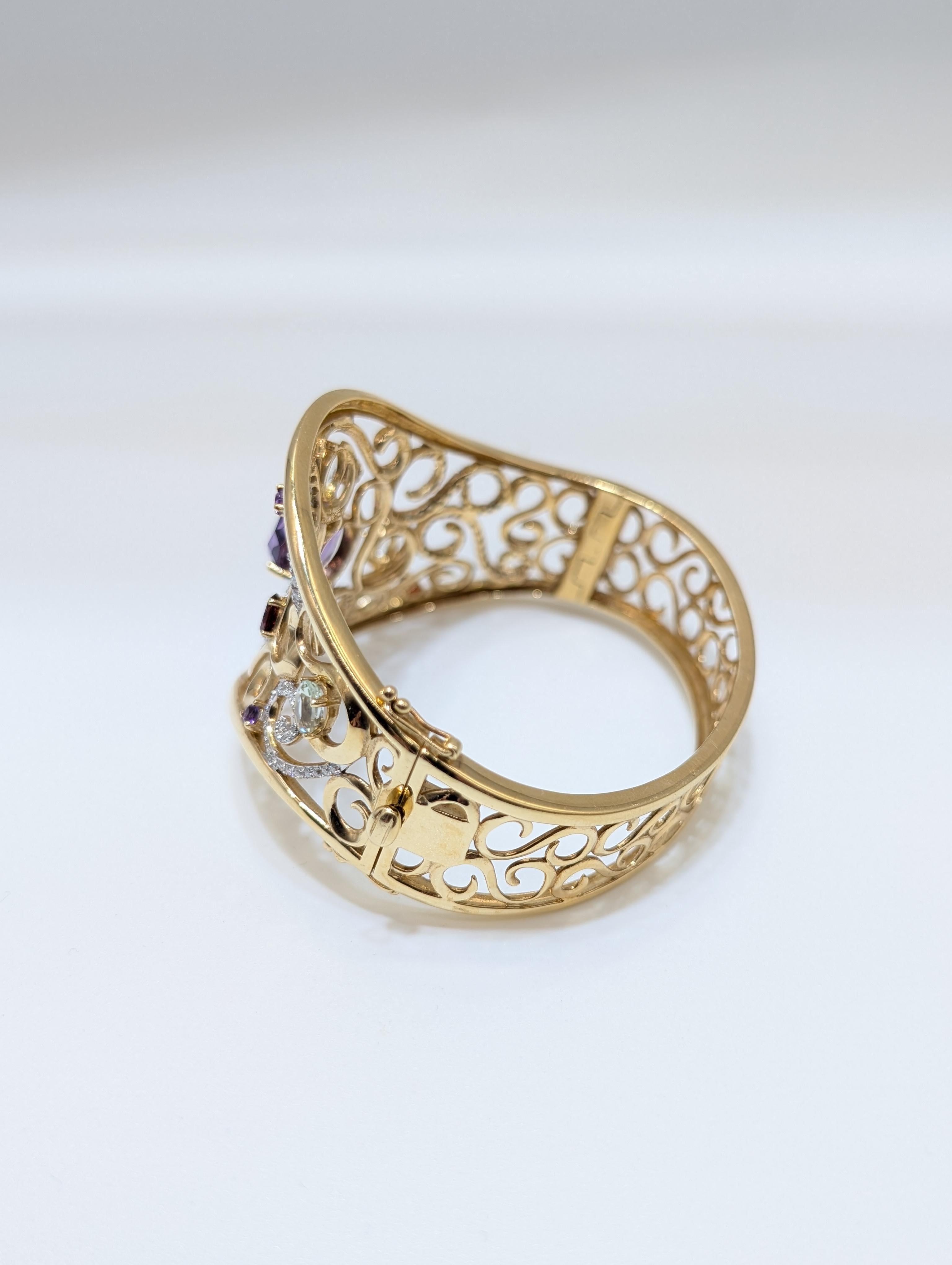 Donna Bracciale con pietre colorate semi preziose e diamanti in oro giallo 14k in vendita