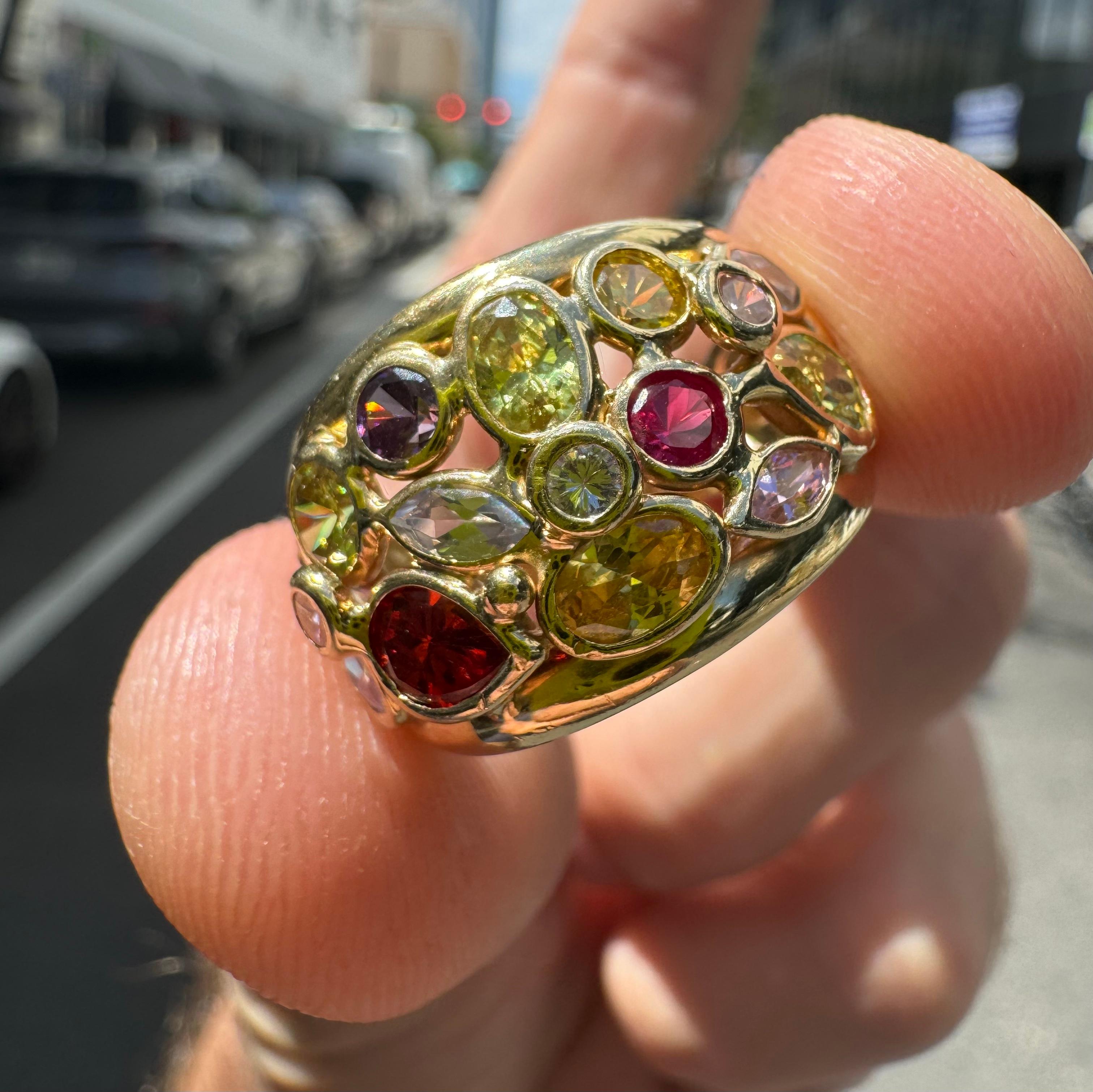 Halbedelstein Bombe Ring 14k Gelbgold Italienisch gemacht (Zeitgenössisch)