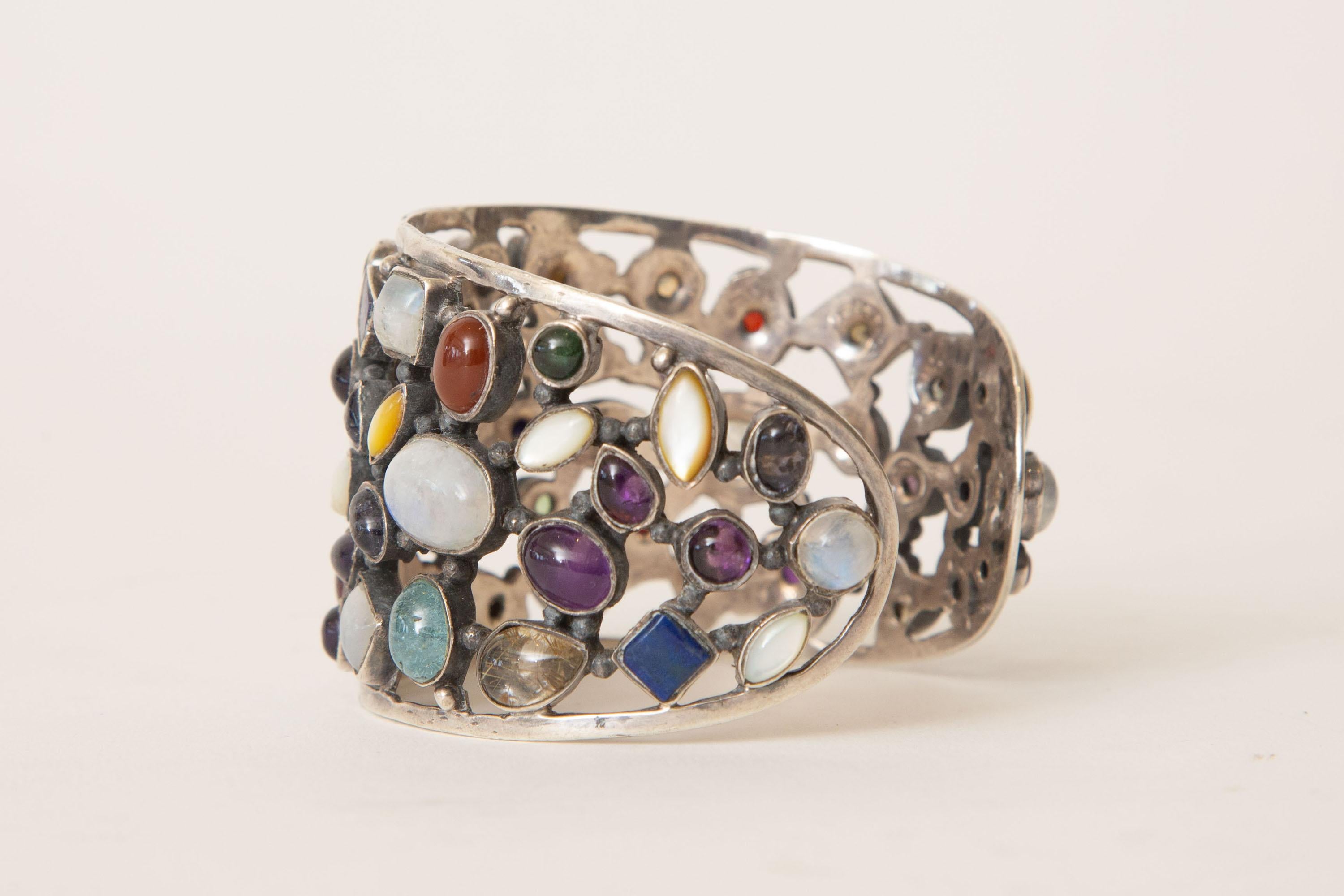Perle  Bracelet manchette en argent sterling et pierres semi-précieuses en vente
