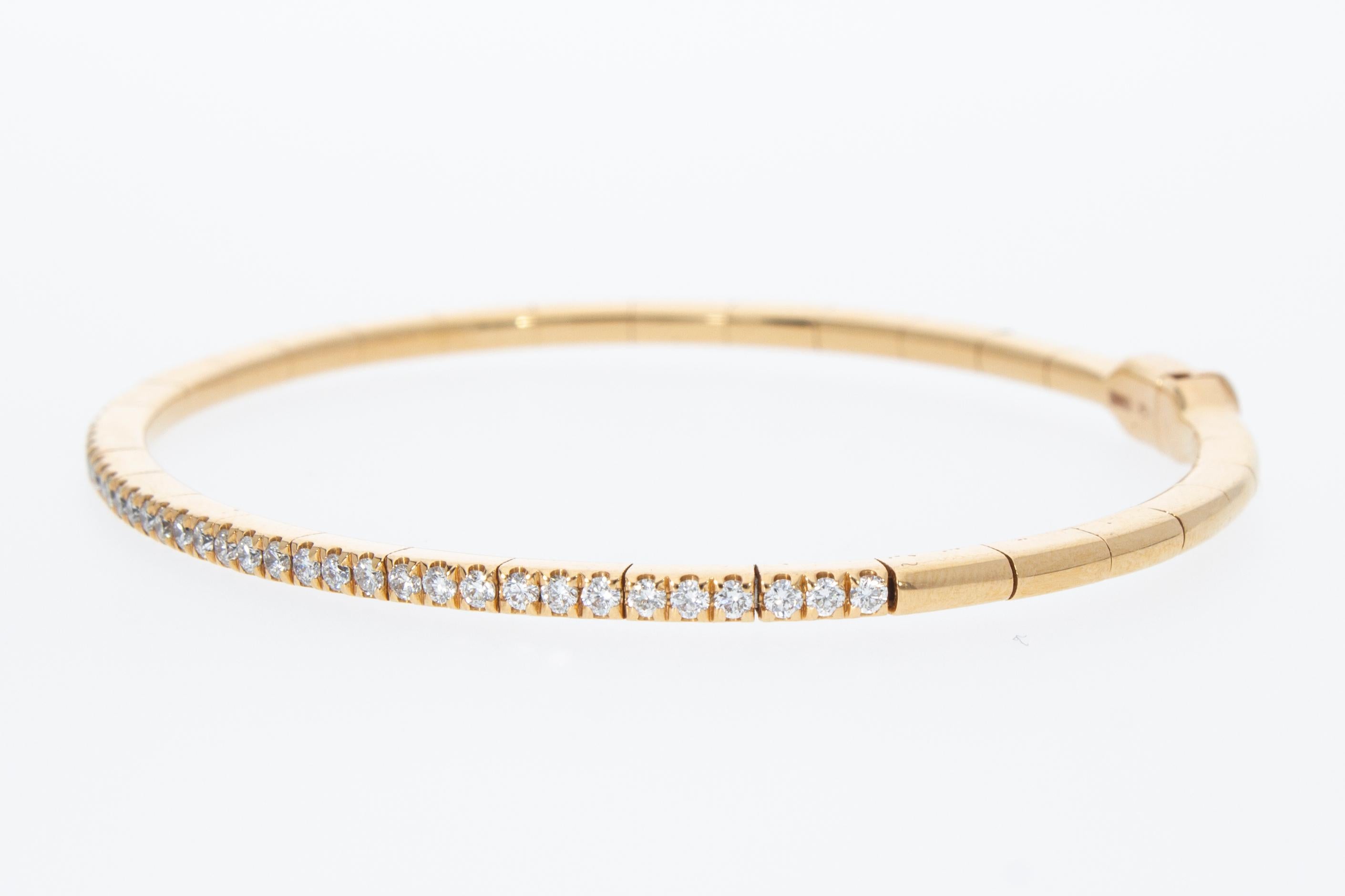 Modern Semi-rigid bracelet with a row of 0.75 ct of Diamonds. Gold 18 Kt. Made in Italy For Sale