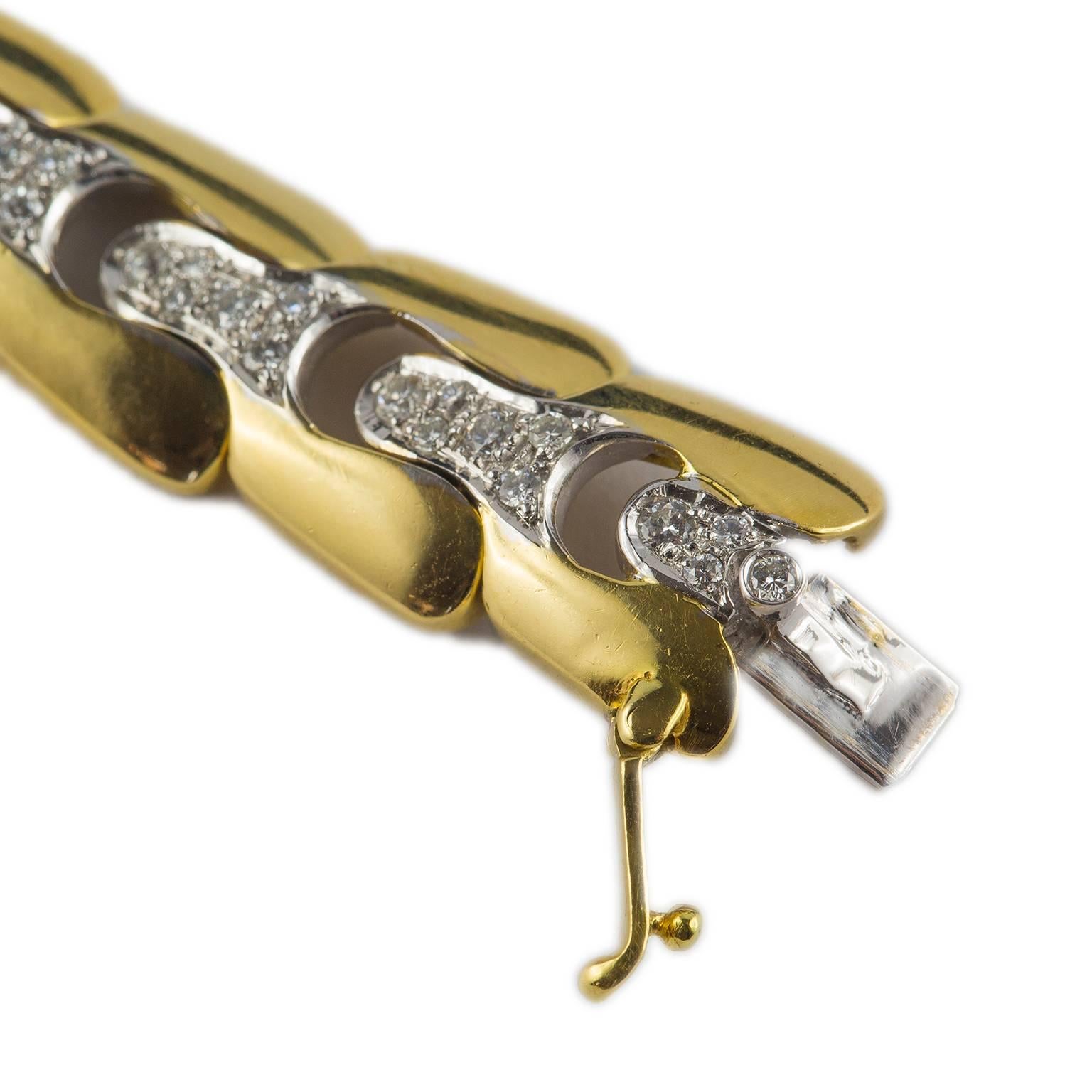 Semi-Rigid Handmade 18 Karat Gold and Diamonds Link Bracelet For Sale 2