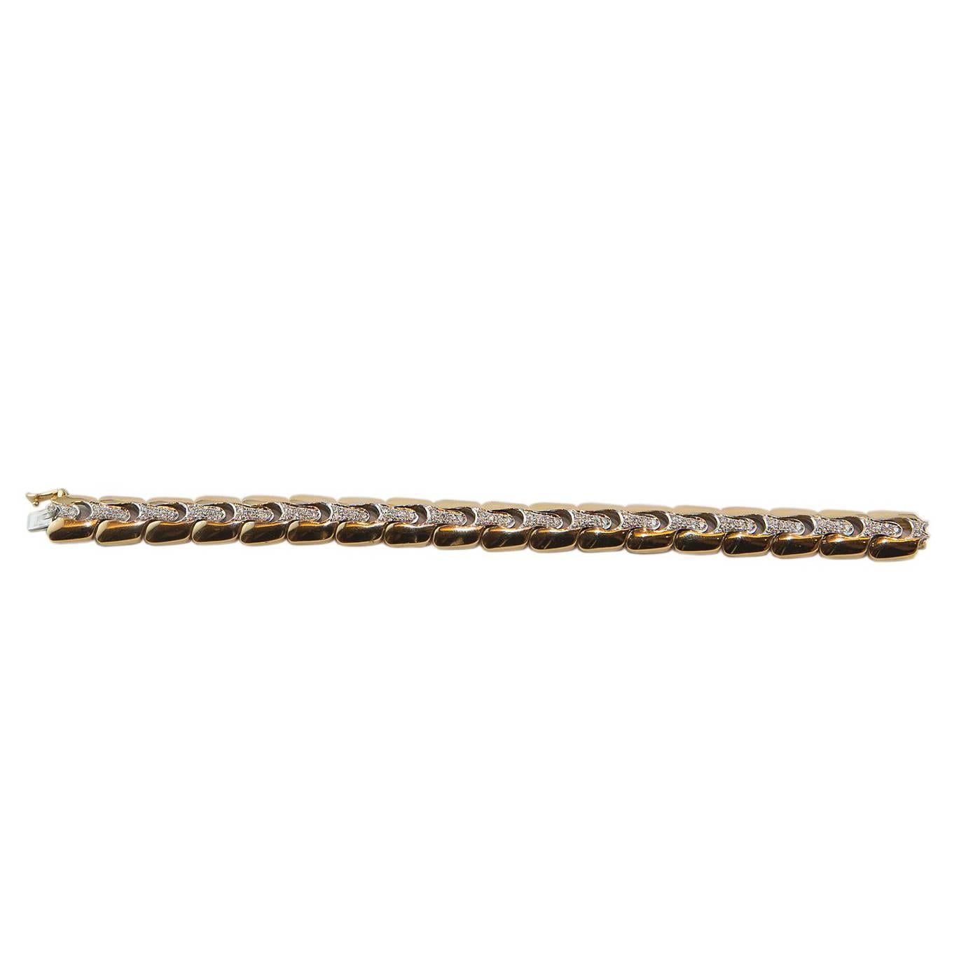 Semi-Rigid Handmade 18 Karat Gold and Diamonds Link Bracelet For Sale 3