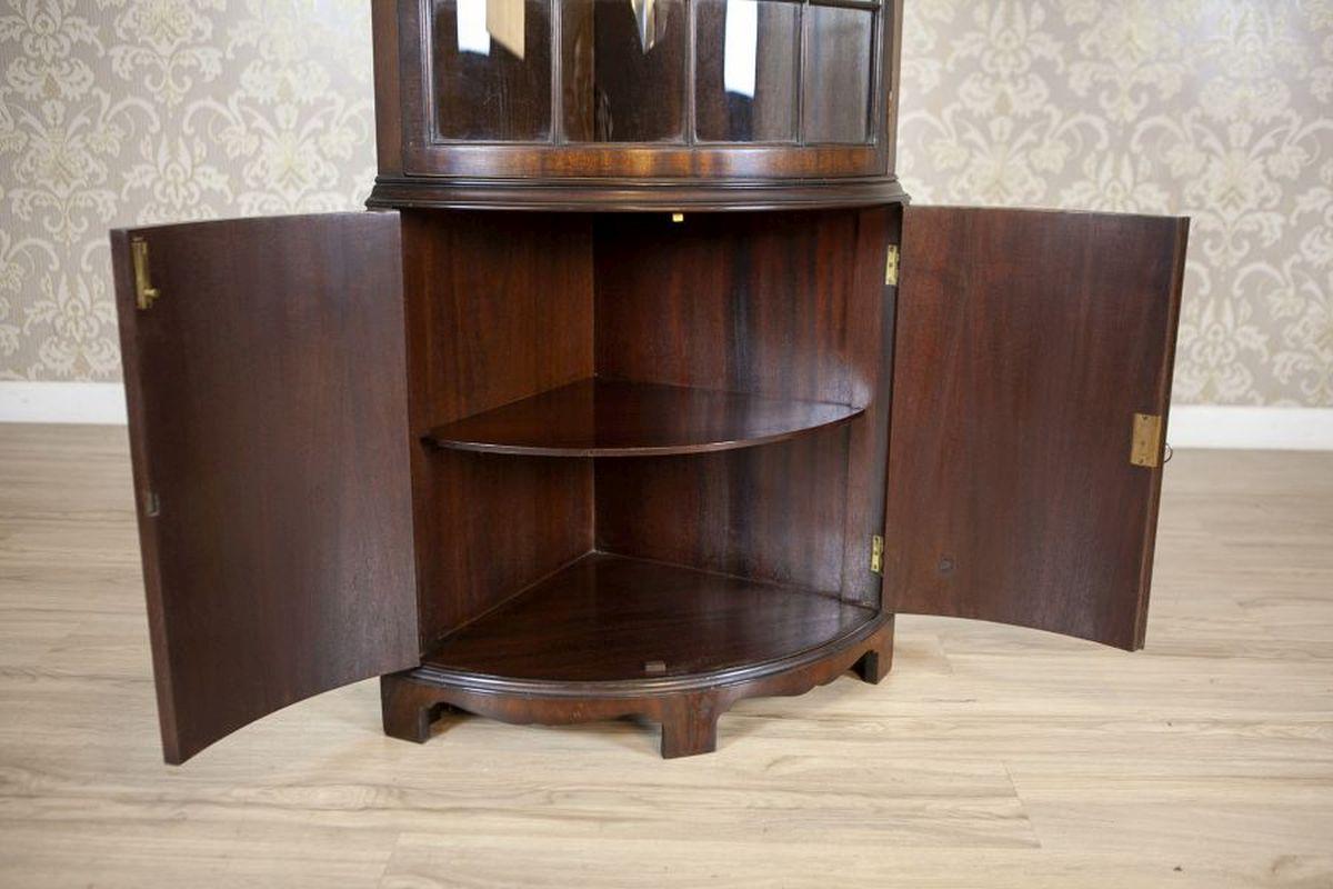 Walnut Semi-Round English Corner Display Cabinet From the Late 19th Century