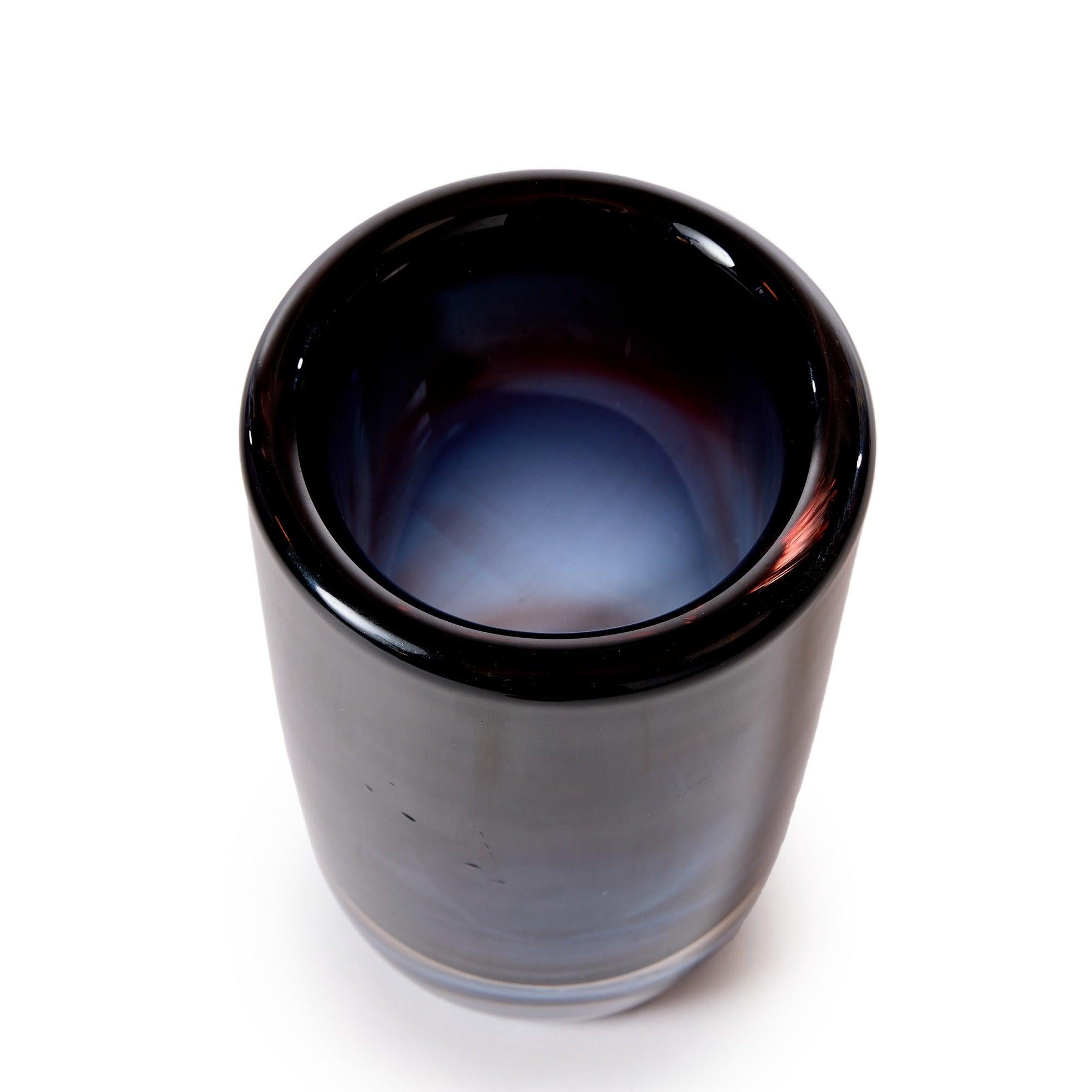 Vaso blu semi-trasparente di Sven Palmqvist per Orrefors In condizioni ottime in vendita a Sagaponack, NY