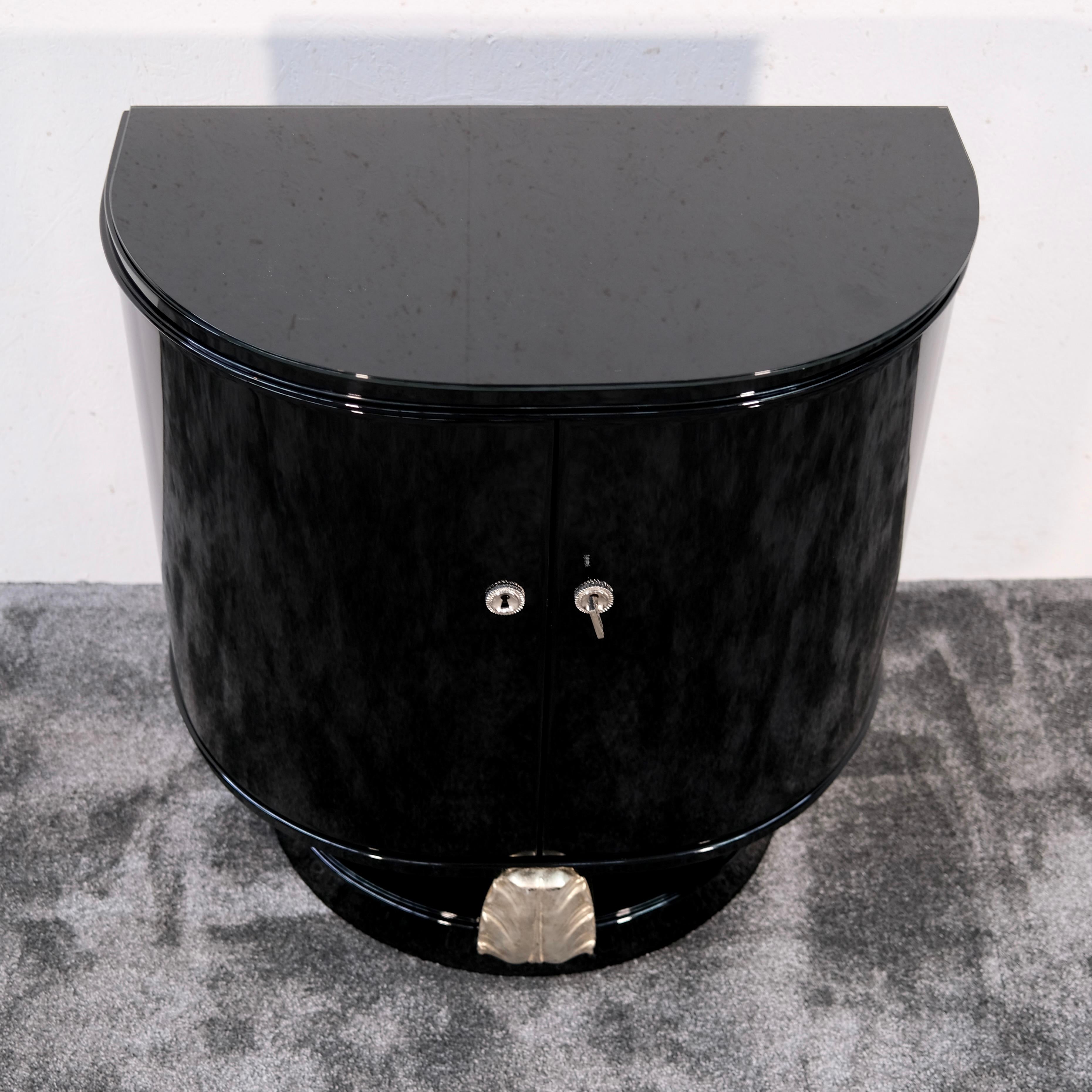 French Semicircle Art Deco Bar Cabinet in Black Piano Lacquer and Silver, France 1930s For Sale
