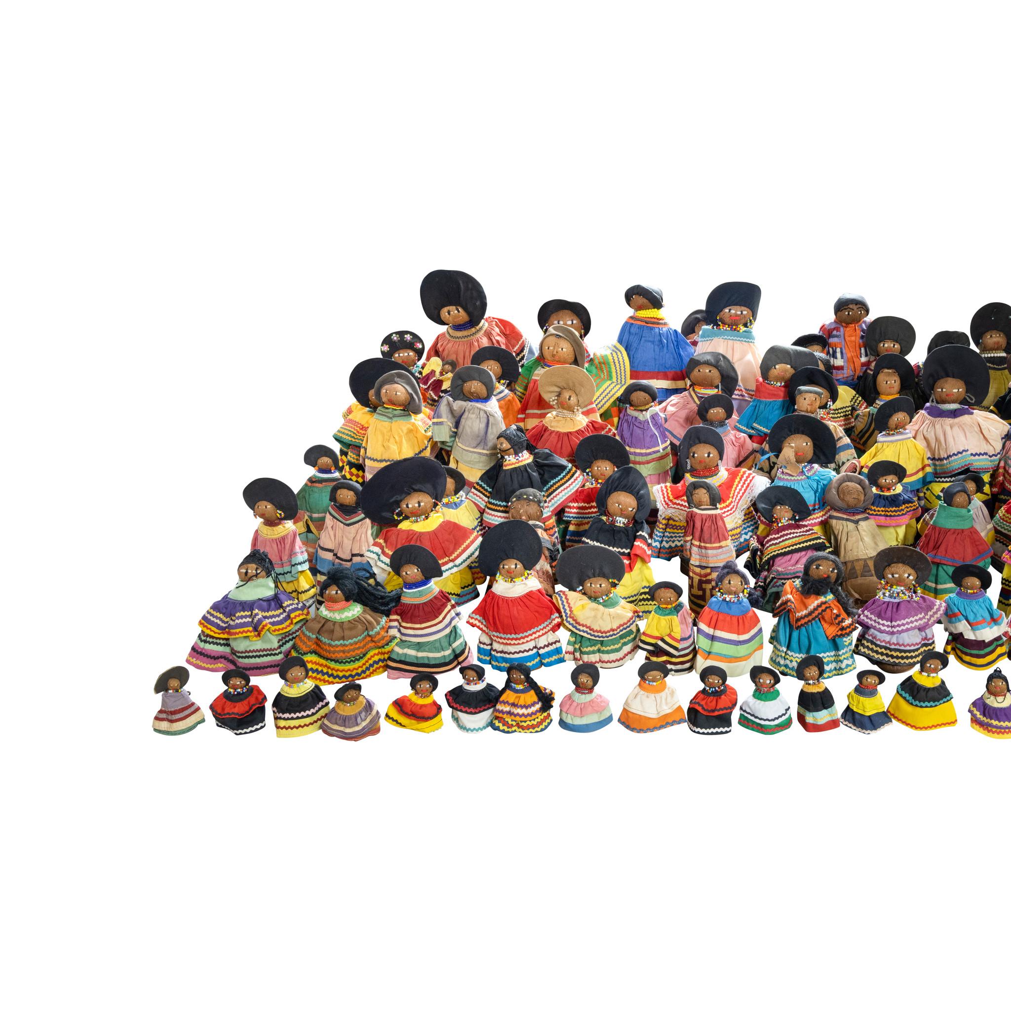 Seminole Doll Collection In Good Condition For Sale In Coeur d'Alene, ID