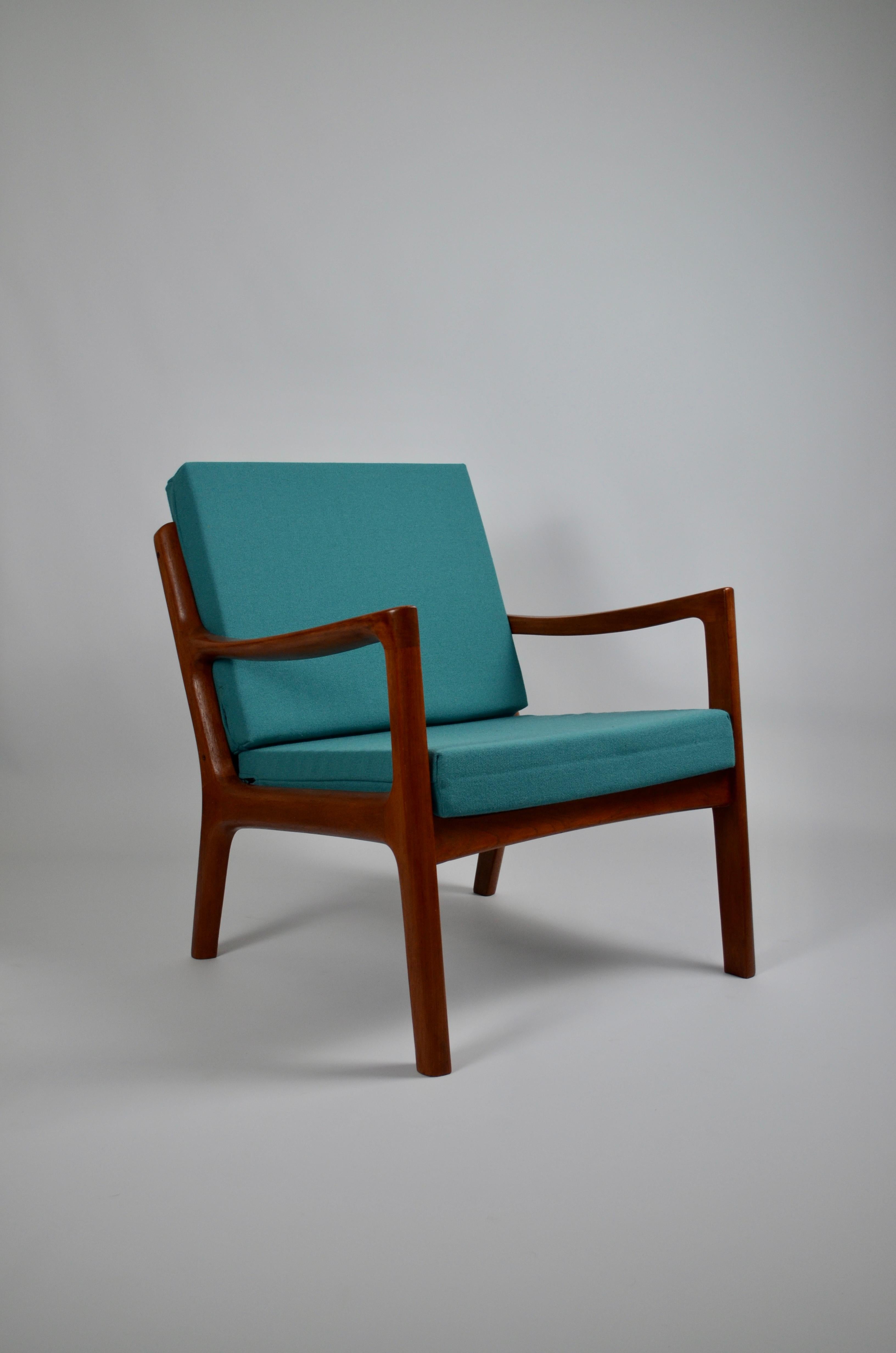 Mid-20th Century Senator Armchair by Ole Wanscher for France & Son For Sale