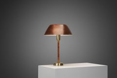 "Senador" Lámpara de mesa de cuero y latón de Lisa Johansson-Pape, Finlandia 1947