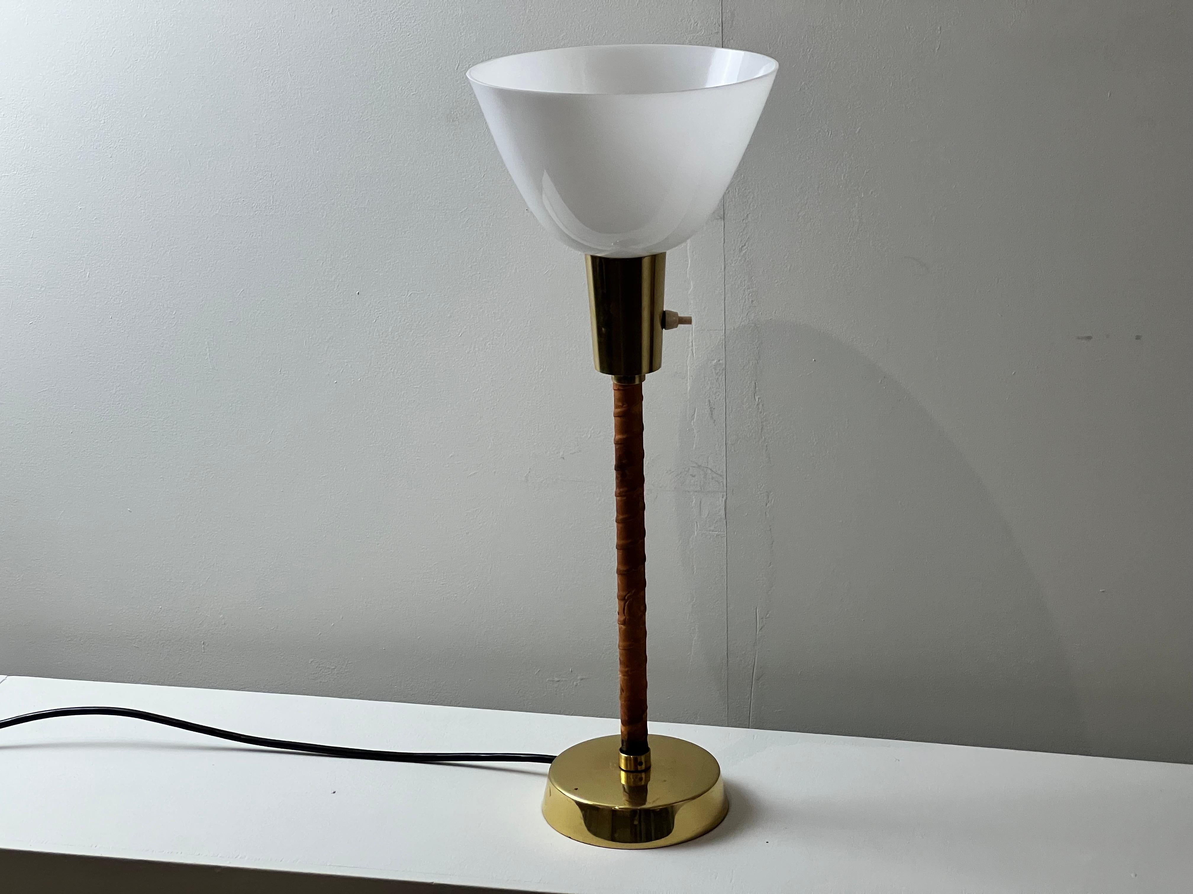 Lampada da tavolo 