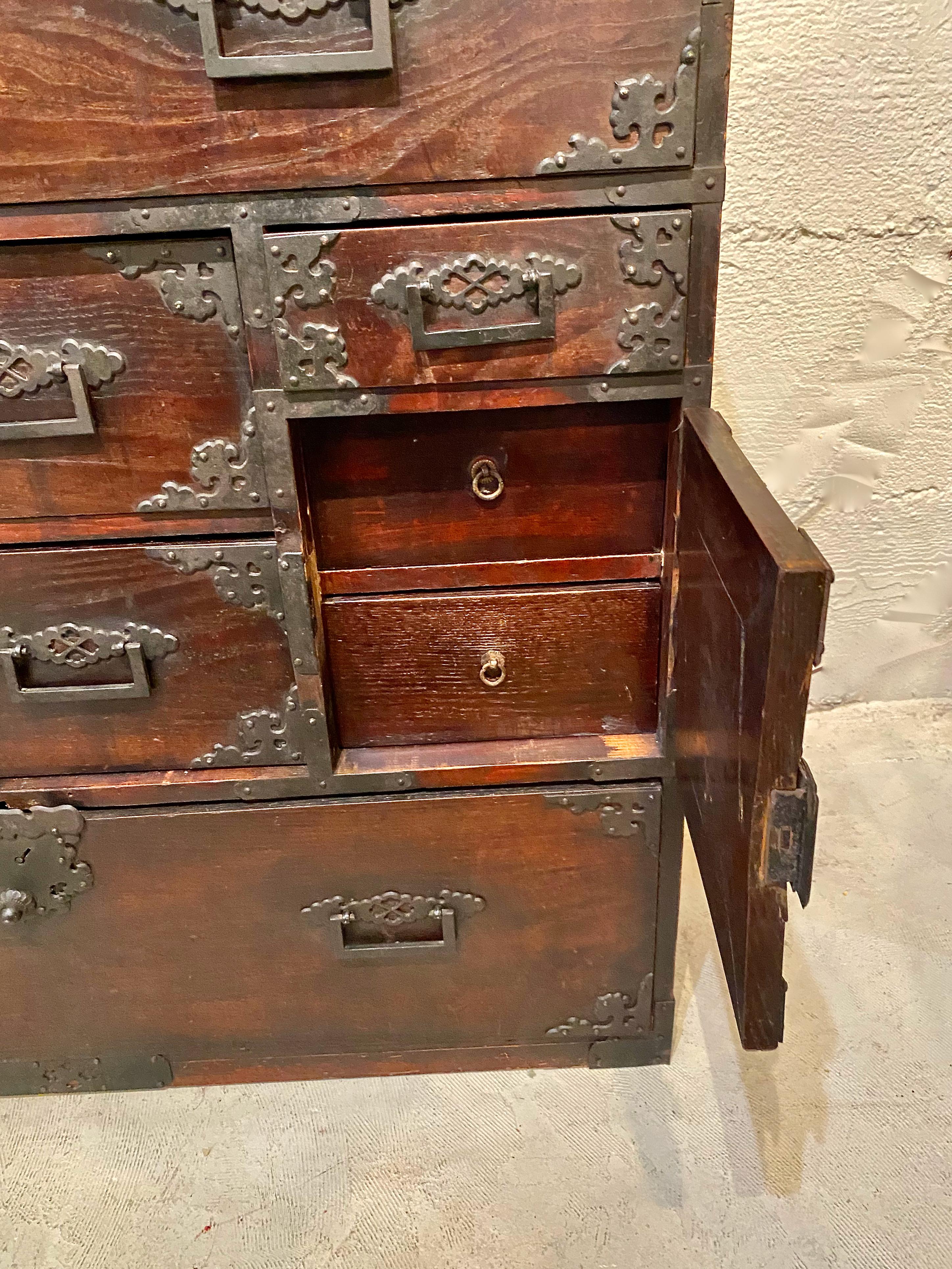 Sendai Tansu, période Meiji Bon état - En vente à Pasadena, CA