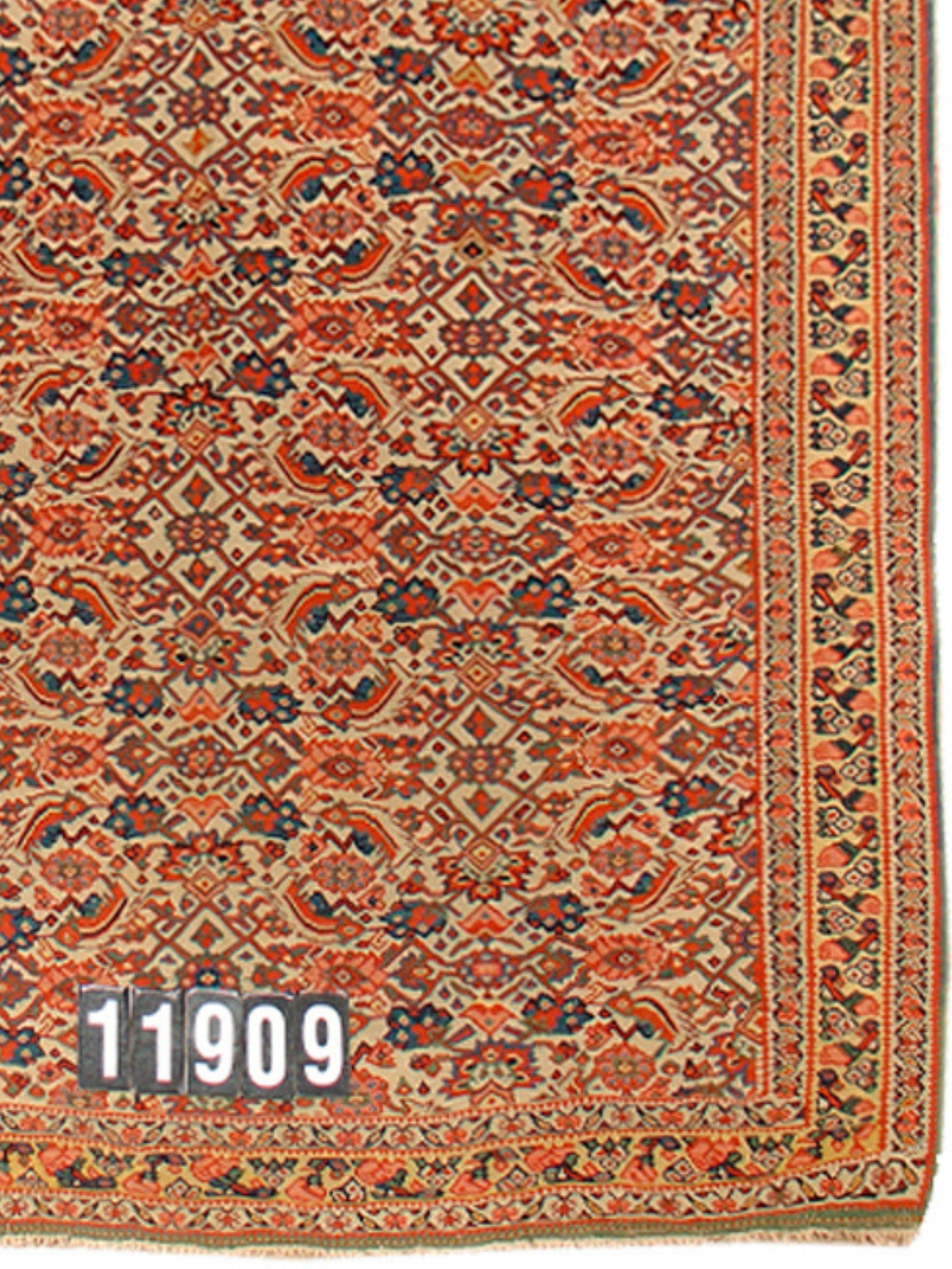 Kilim di Senneh, XIX secolo

Questo elegante kilim Senneh proveniente dalla Persia occidentale utilizza un disegno 