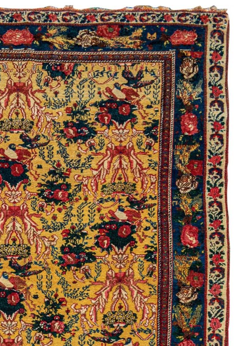 Persian Senneh rug. Measures: 4'5
