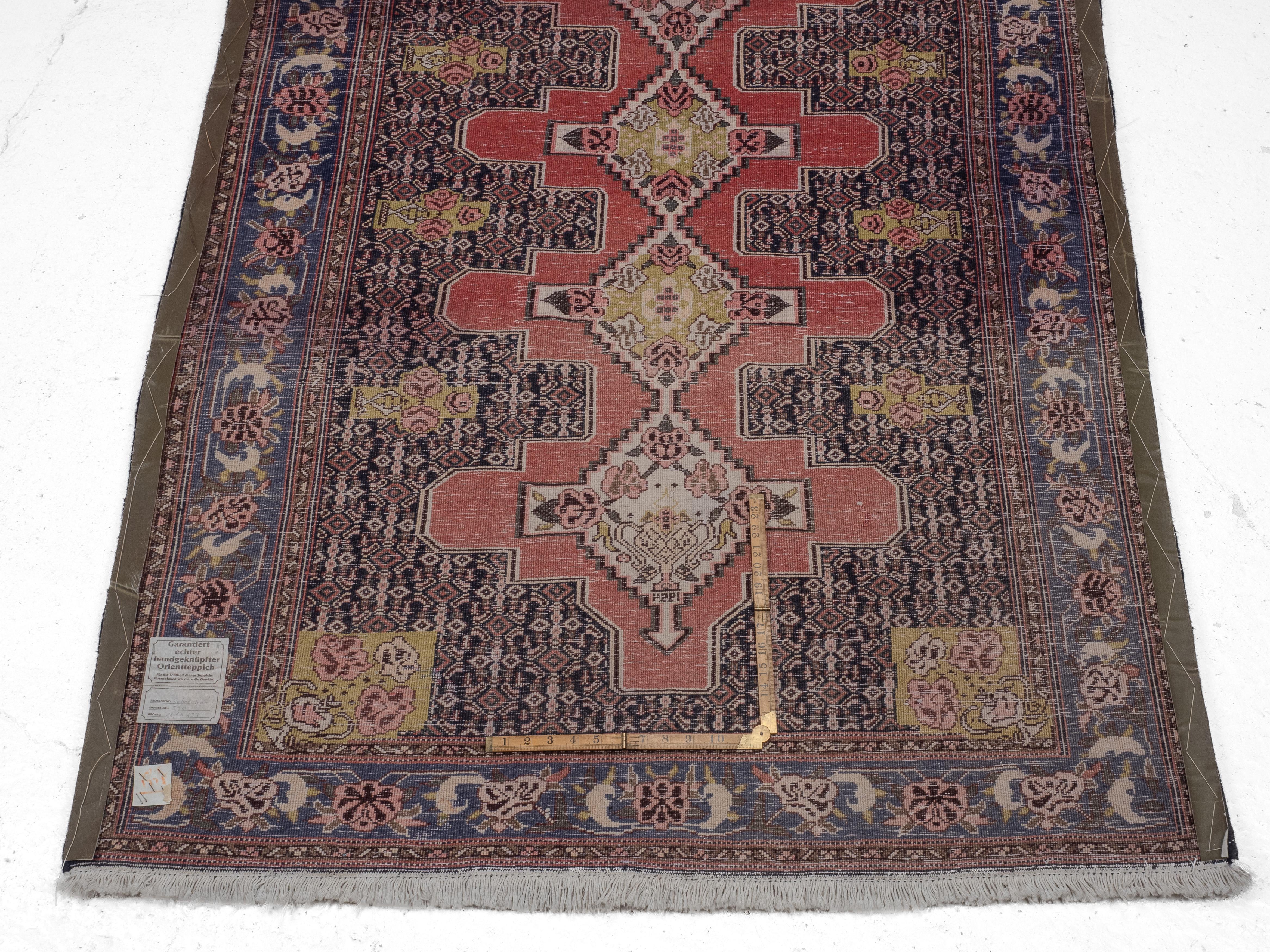 Tappeto Senneh West Persian Kurdish Late c.20th 6' x 4'1