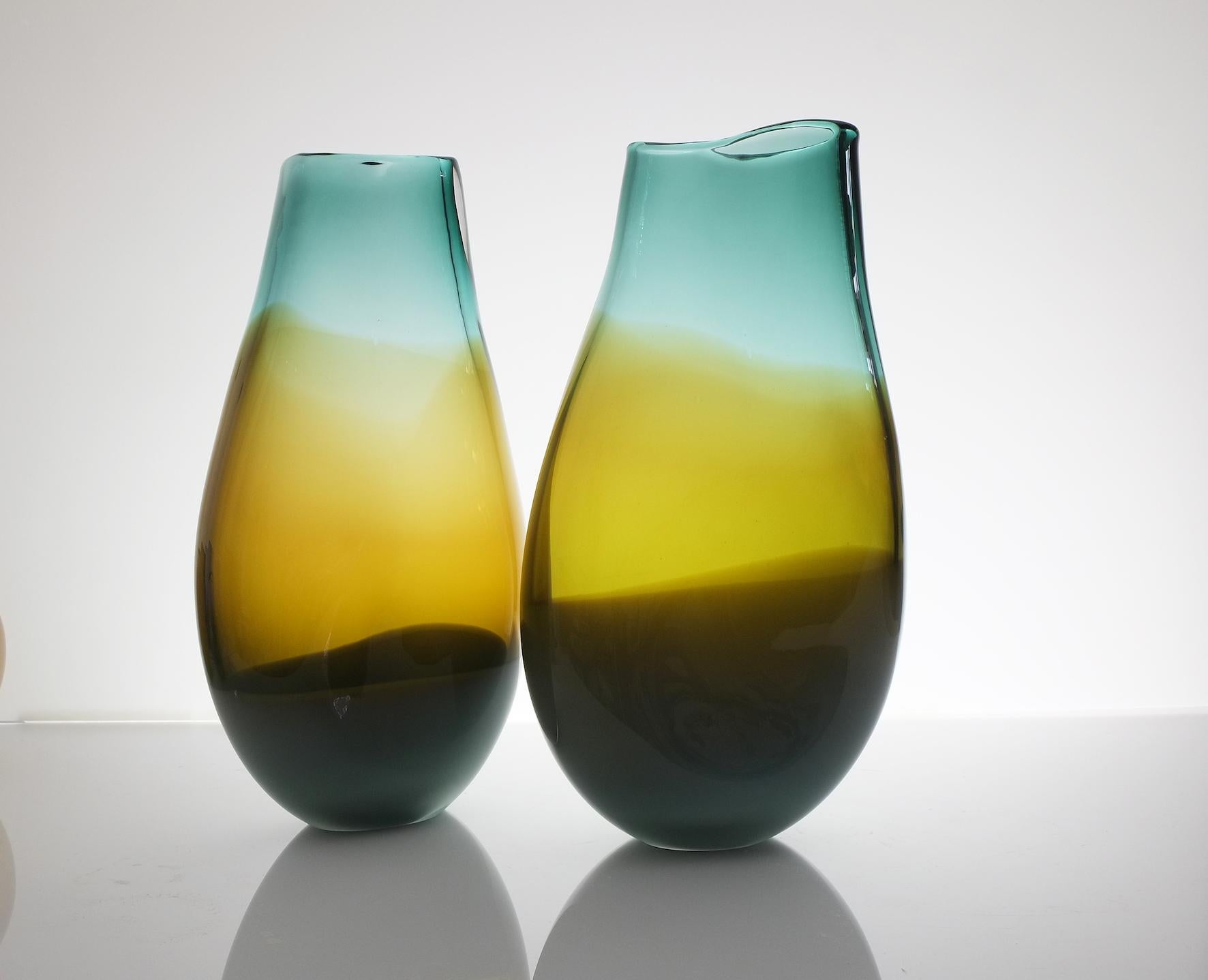Sennelier Viridian Amber Ochre Glass Vessel In New Condition For Sale In London, GB