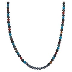 Strick-Halskette mit Halbedelsteinperlen und rhodiniertem Silber