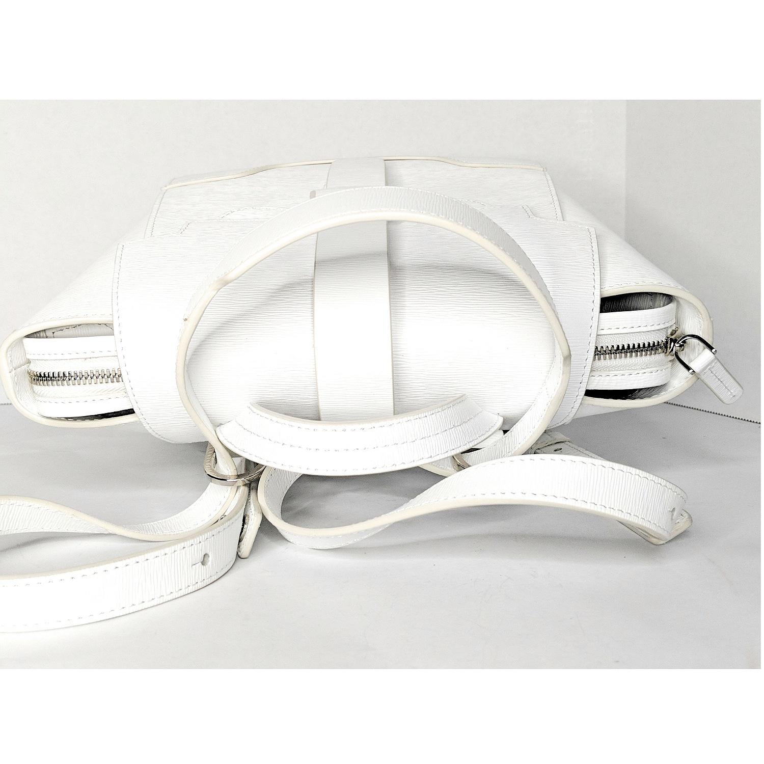Senreve Mini Maestra White Crossbody Backpack In Excellent Condition In Scottsdale, AZ