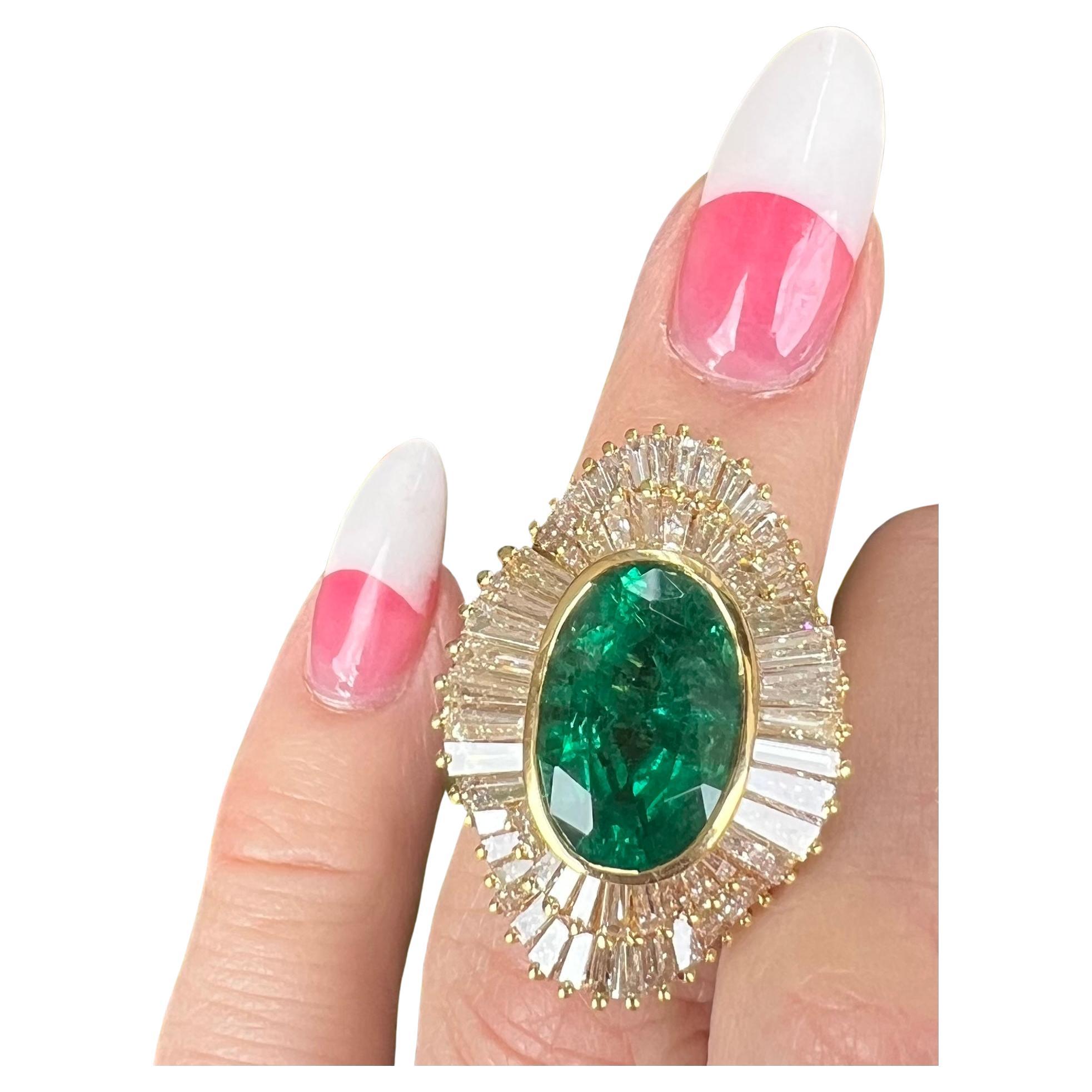 Sensational 15 Carat Oval Emerald and Diamond Ballerina Style 18k Cocktail Ring  2