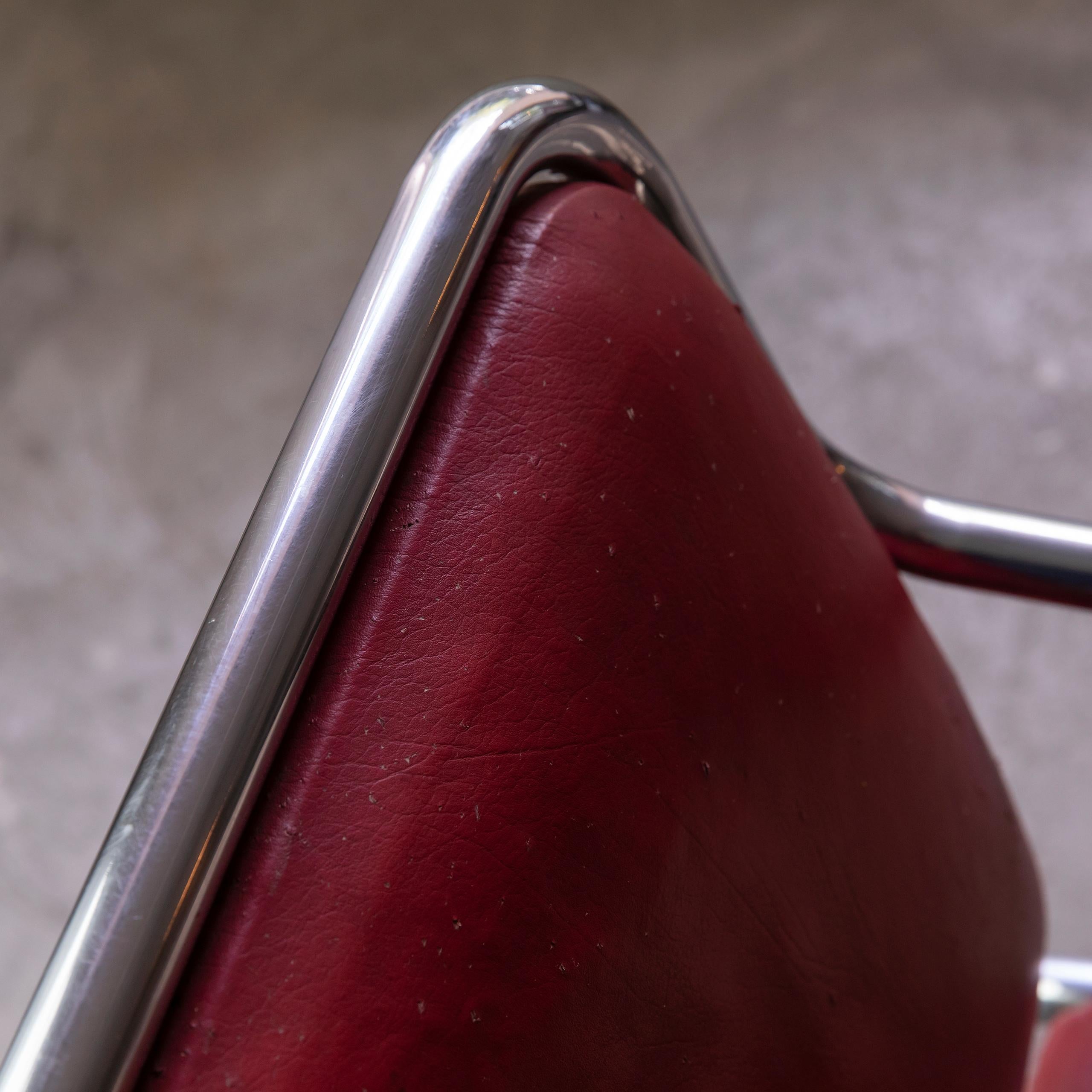 German Sensational avant-garde streamlined cantilever chairs – Heinz & Bodo Rasch For Sale