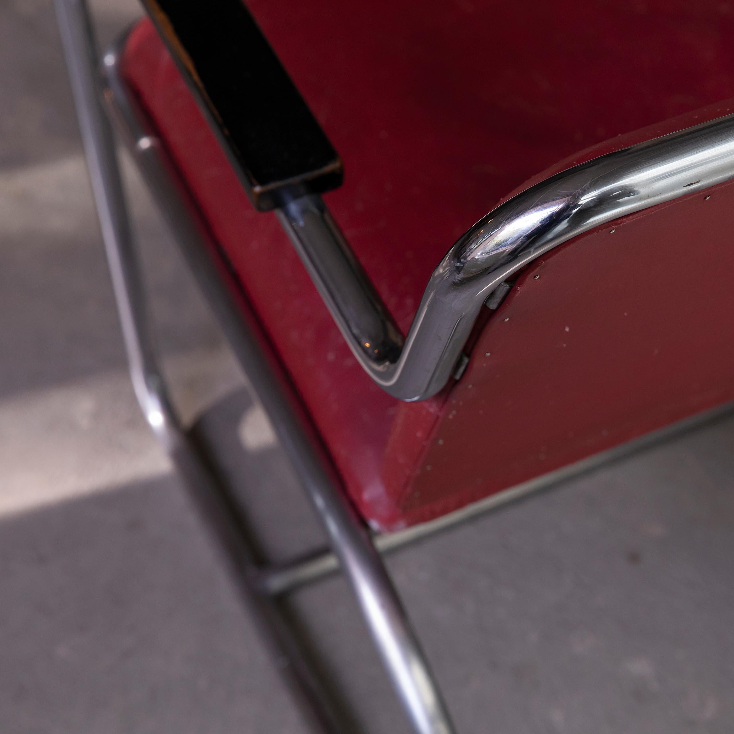 Steel Sensational avant-garde streamlined cantilever chairs – Heinz & Bodo Rasch For Sale