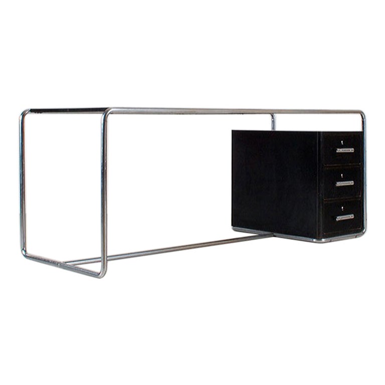 Sensationaler Bauhaus-Schreibtisch aus Stahlrohr von Bruno Weil (BeWe) im Angebot