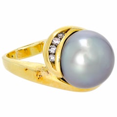 Sensational Black Pearl and Diamond 18 Karat Yellow Gold Cocktail Ring