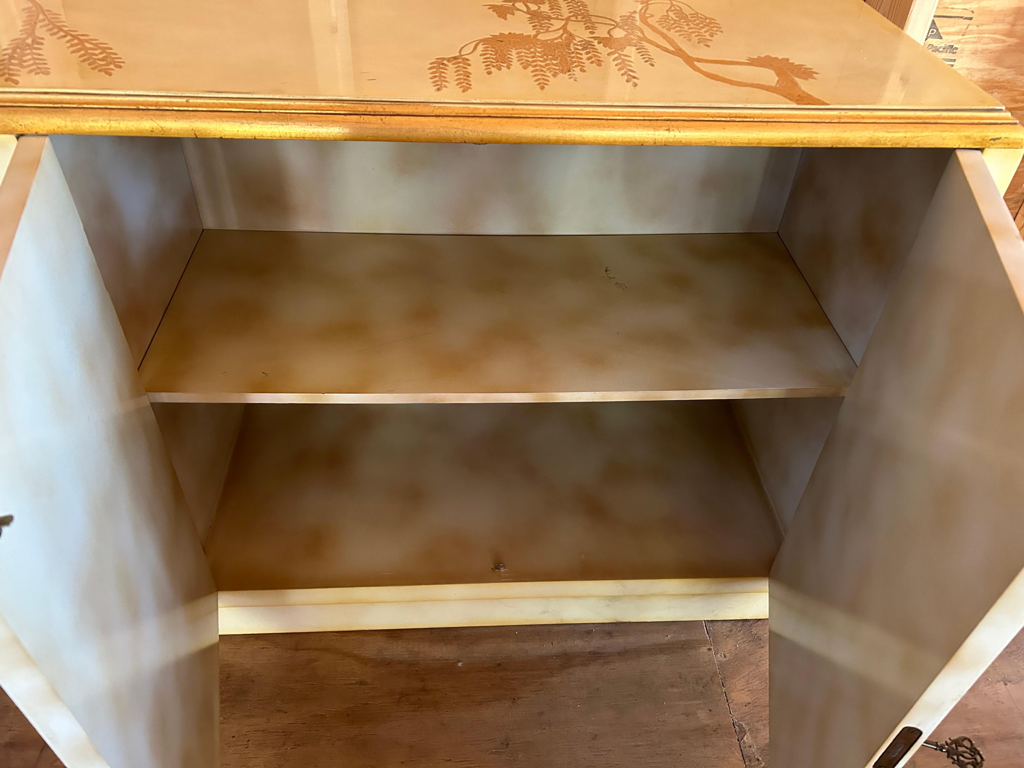 Sensationelle Creme Blattgold Chinoiserie Credenza Kabinett Konsole LaVerne Stil im Angebot 3