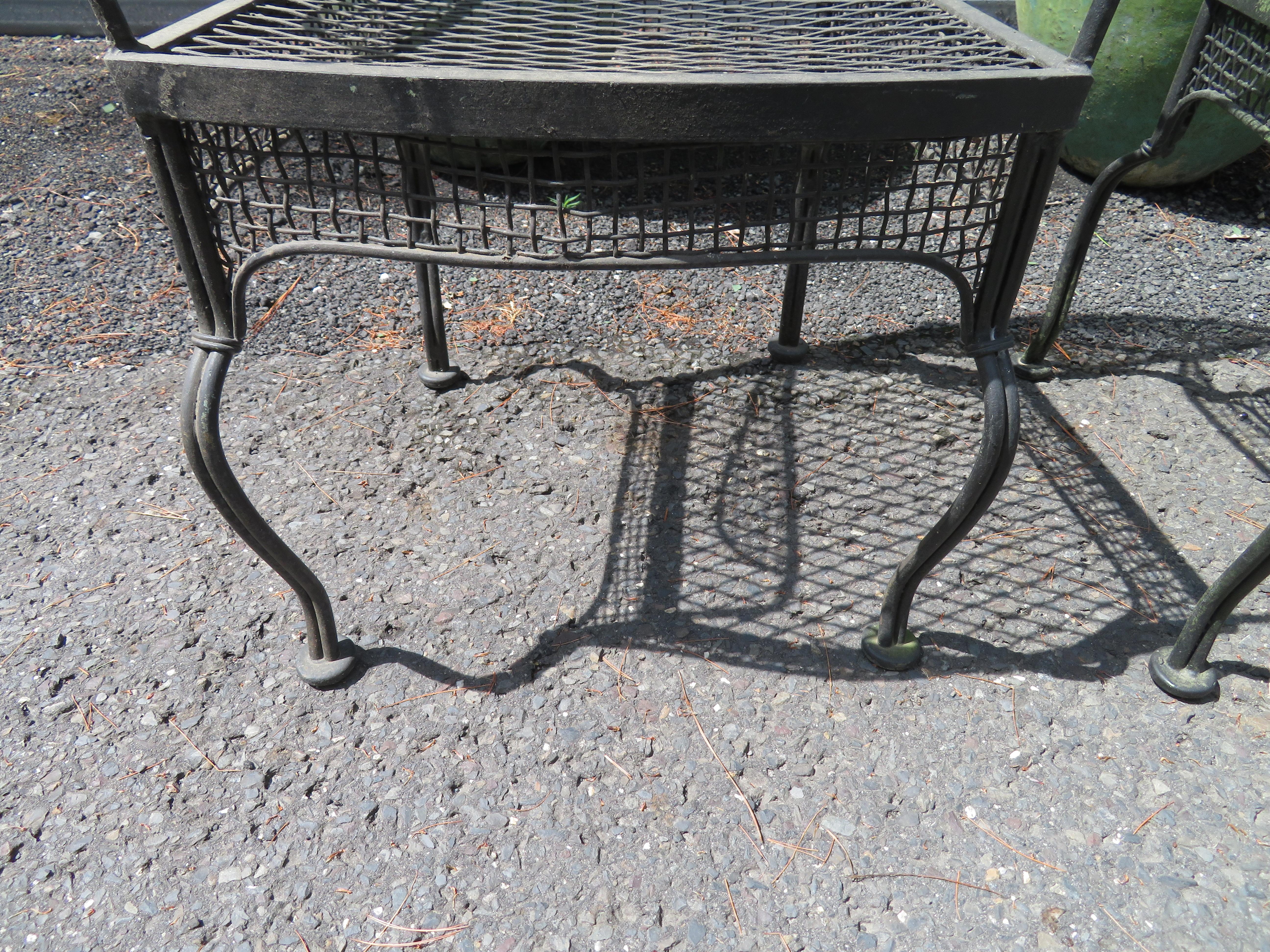 Früher Set Russel Woodard Mesh-Terrassentisch, 4 Stühle, Mid-Century im Angebot 4