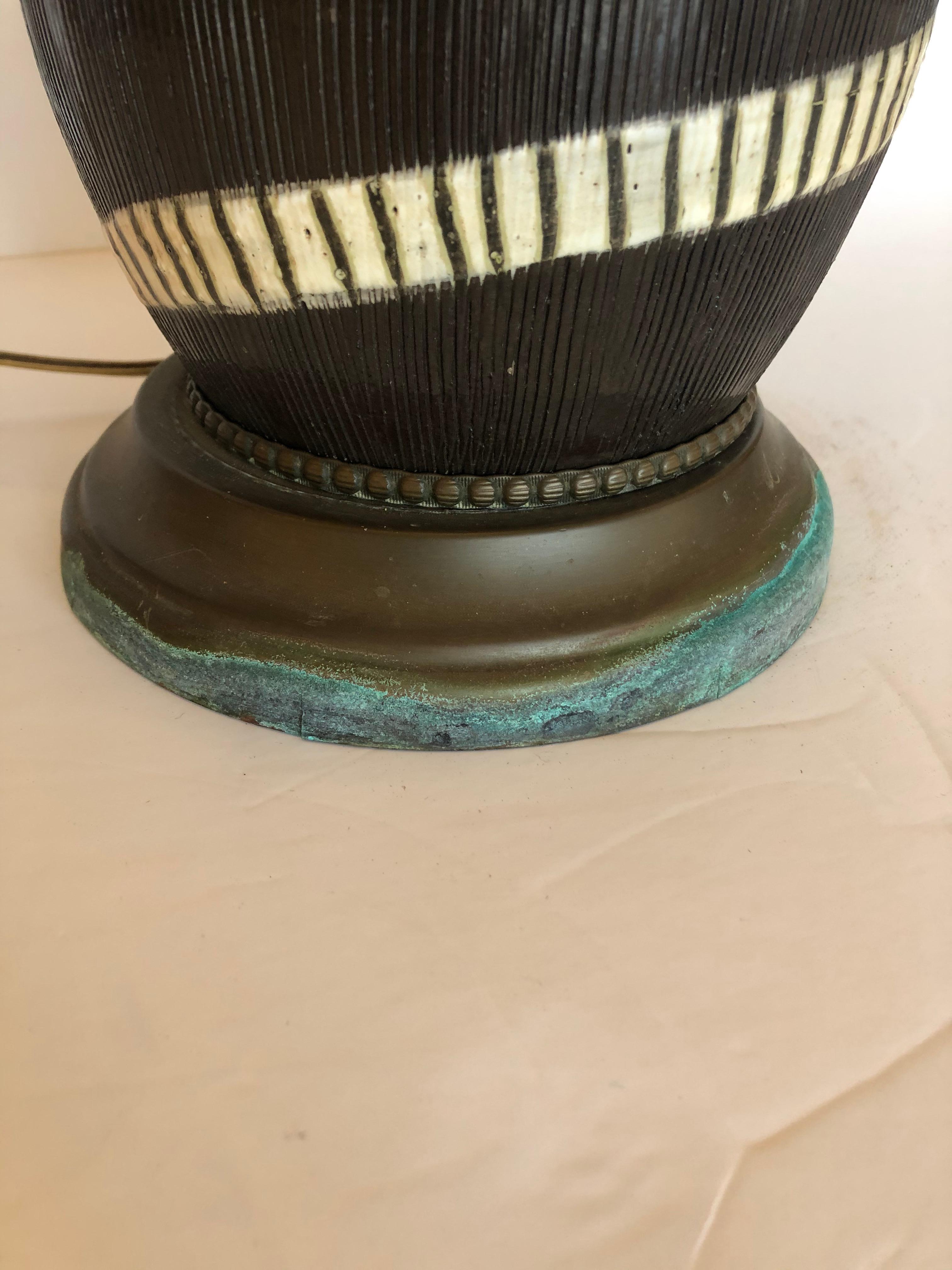 Sensational Elongated Mid-Century Modern Pottery Table Lamp 4